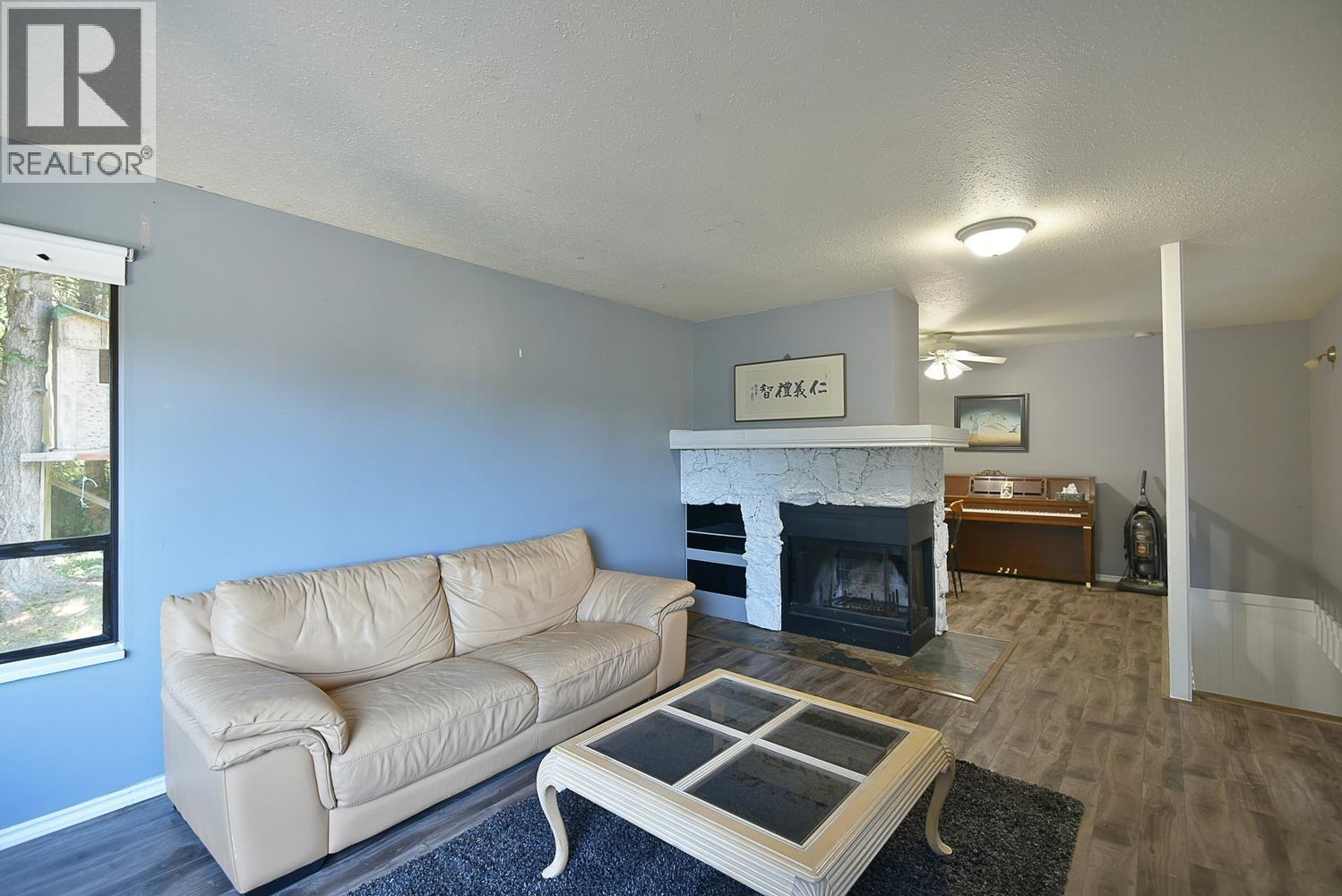 5727 Trail Avenue, Sechelt, British Columbia  V7Z 0H8 - Photo 7 - R3114192