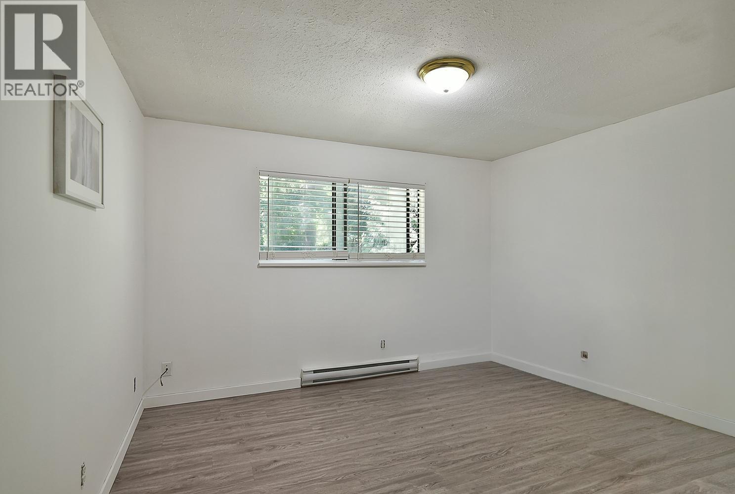 5727 Trail Avenue, Sechelt, British Columbia  V7Z 0H8 - Photo 11 - R3114192