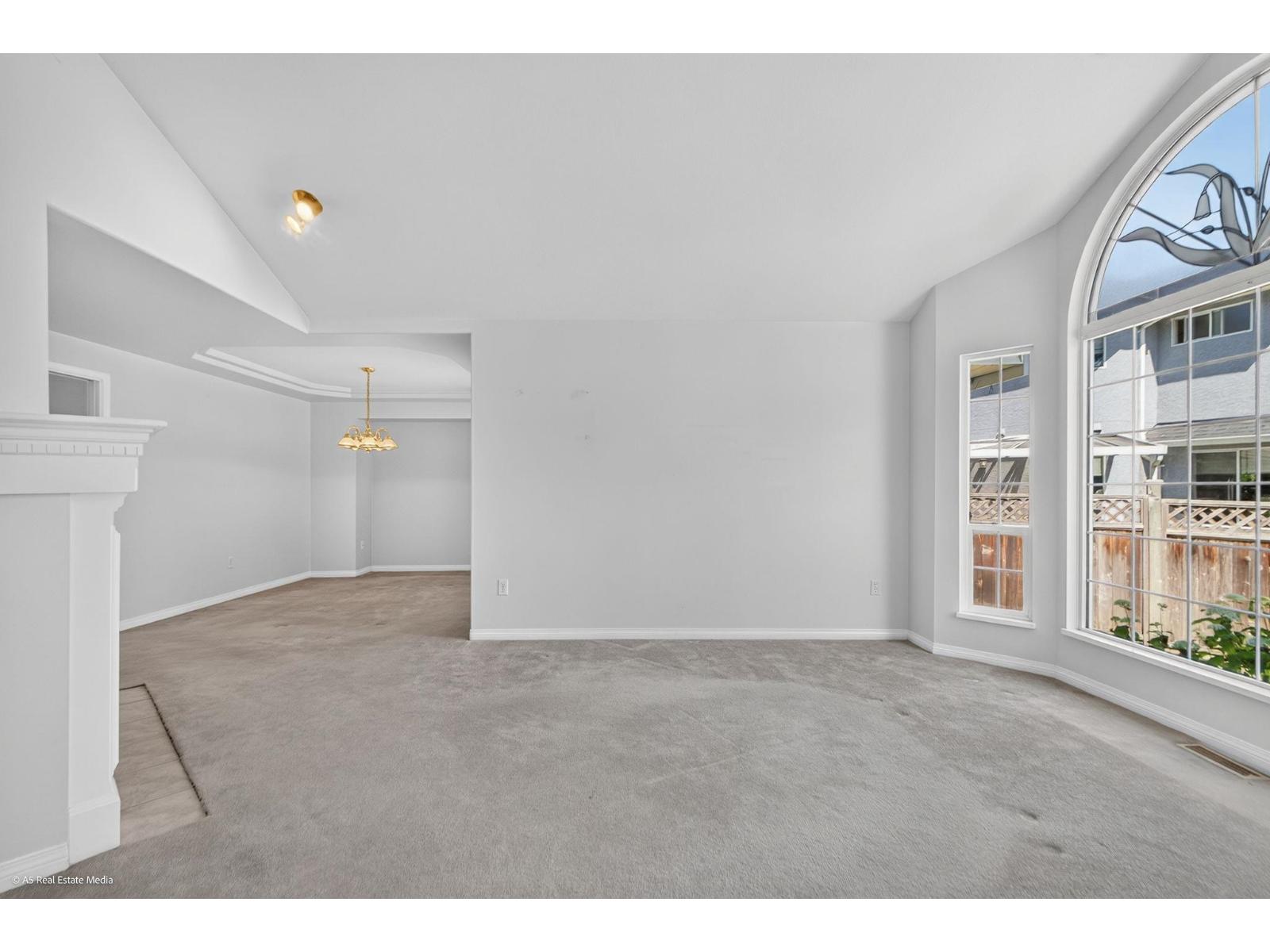 20666 90a Avenue, Langley, British Columbia  V1M 2N2 - Photo 5 - R3137653