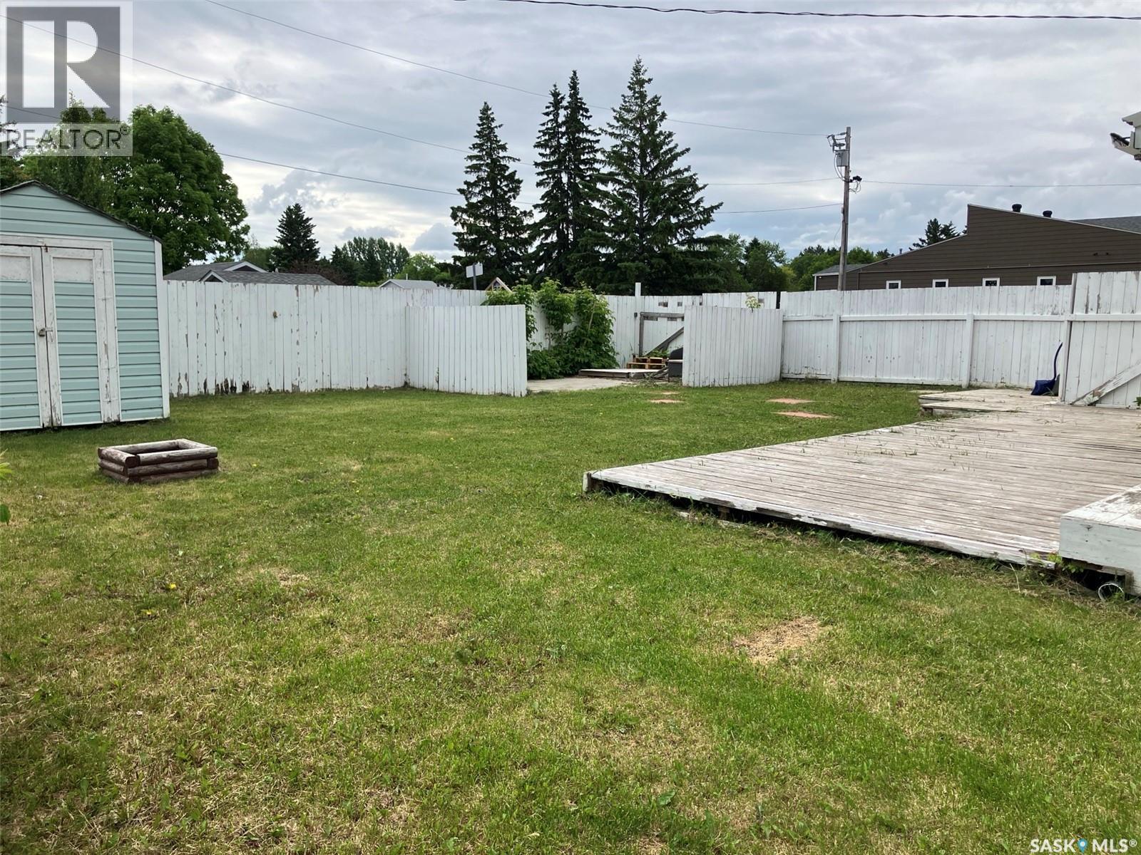 911 1st Street W, Nipawin, Saskatchewan  S0E 1E0 - Photo 4 - SK040172