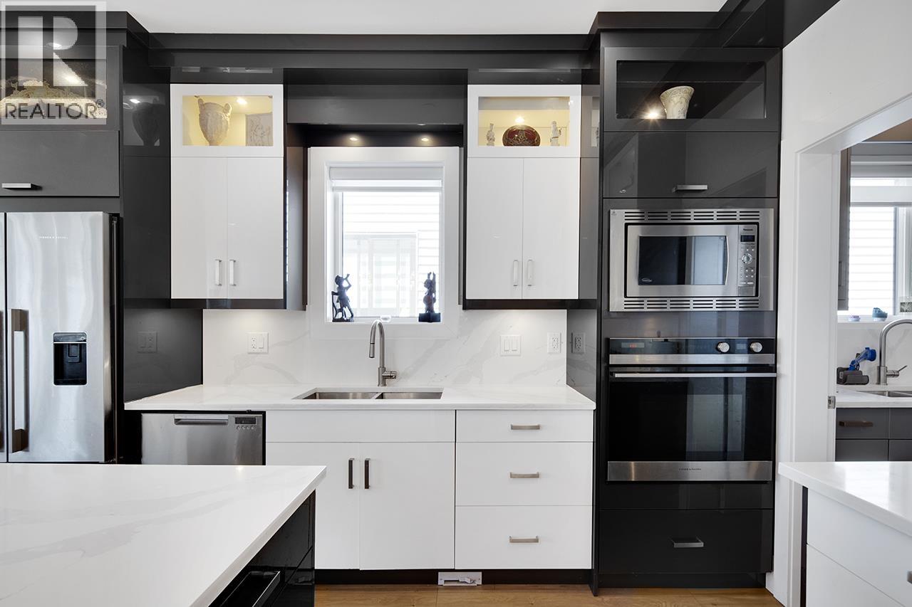 23072 Cliff Avenue, Maple Ridge, British Columbia  V2X 7Z9 - Photo 6 - R3138324