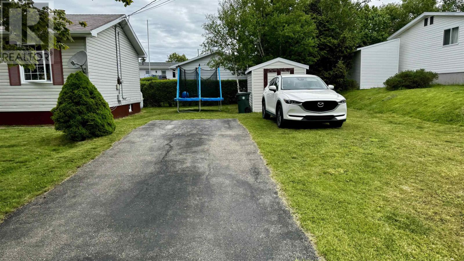 12 Don Gordon Street, Glace Bay, Nova Scotia  B1A 6A2 - Photo 40 - 202615266