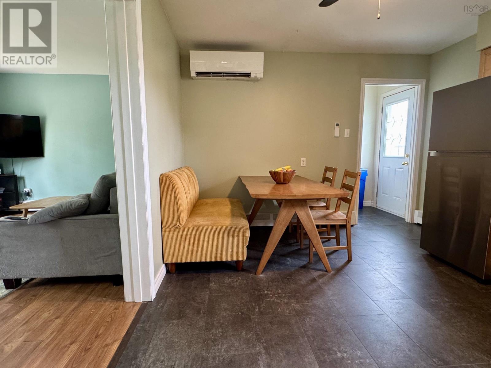 12 Don Gordon Street, Glace Bay, Nova Scotia  B1A 6A2 - Photo 9 - 202615266