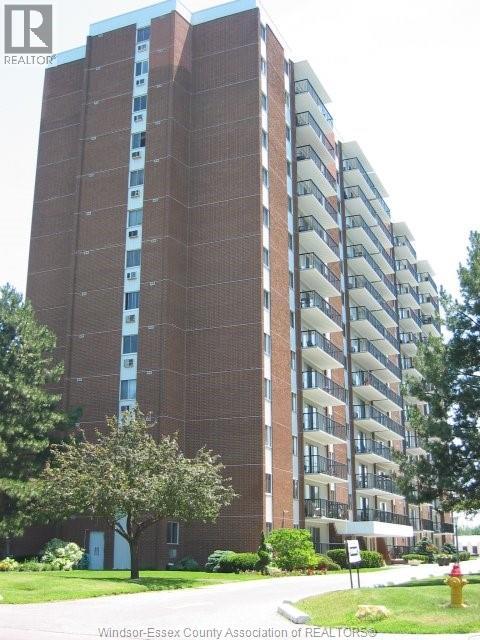 8591 RIVERSIDE DRIVE East Unit# 805, Windsor, Ontario
