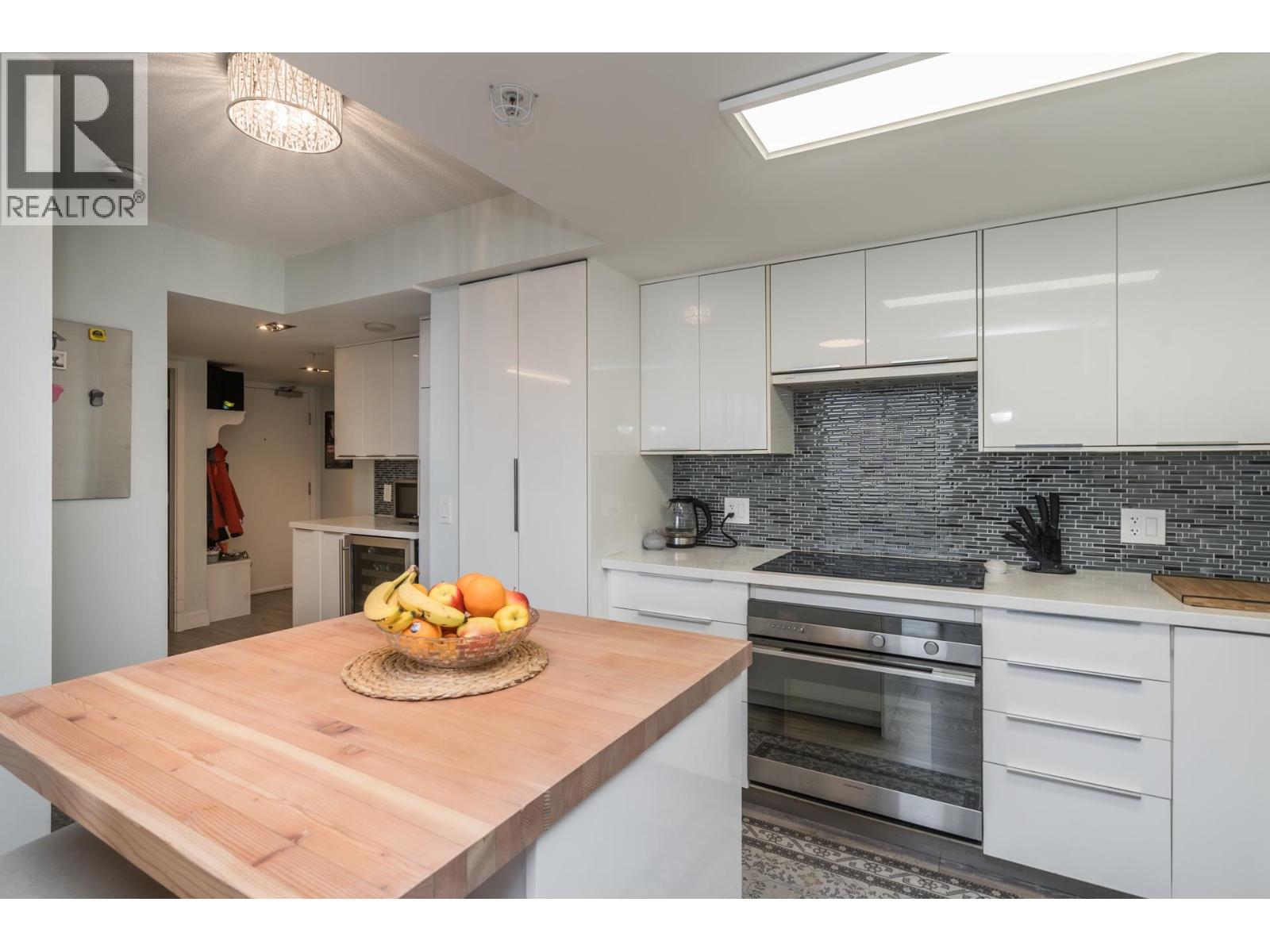 2508 788 Hamilton Street, Vancouver, British Columbia  V6B 0E9 - Photo 14 - R3138372