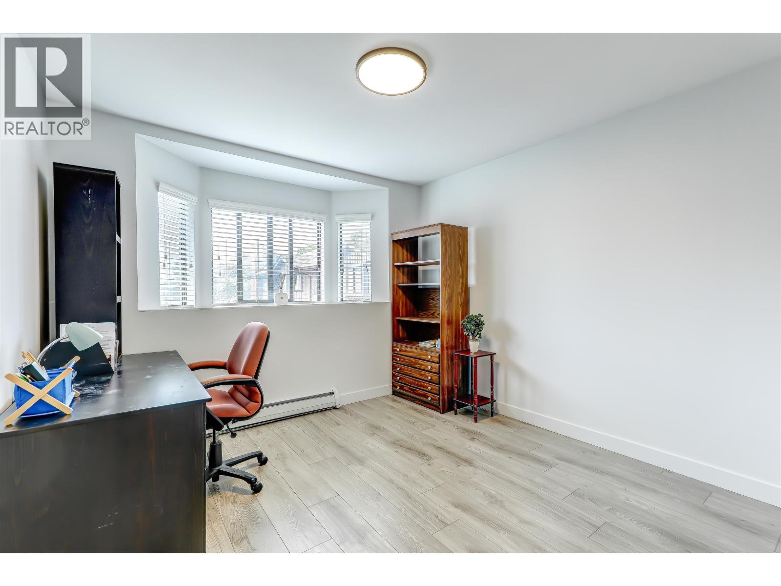 4723 Village Drive, Burnaby, British Columbia  V5G 4V7 - Photo 22 - R3138346