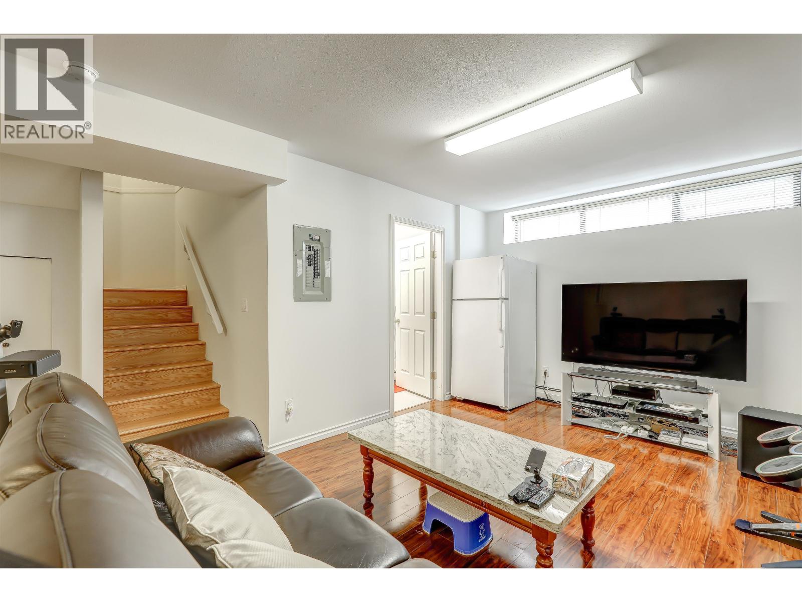 4723 Village Drive, Burnaby, British Columbia  V5G 4V7 - Photo 26 - R3138346