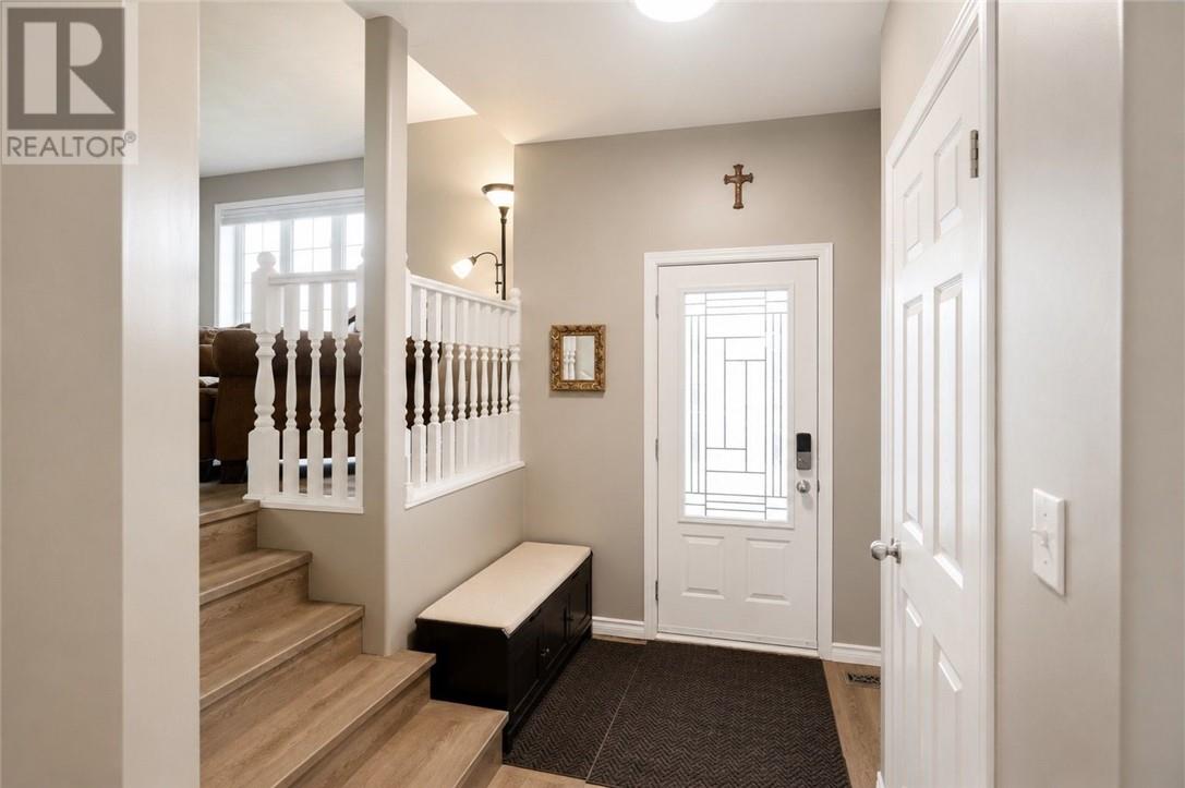 214 Ravina Ave, Garson, Ontario  P3L 1A7 - Photo 6 - 2128603