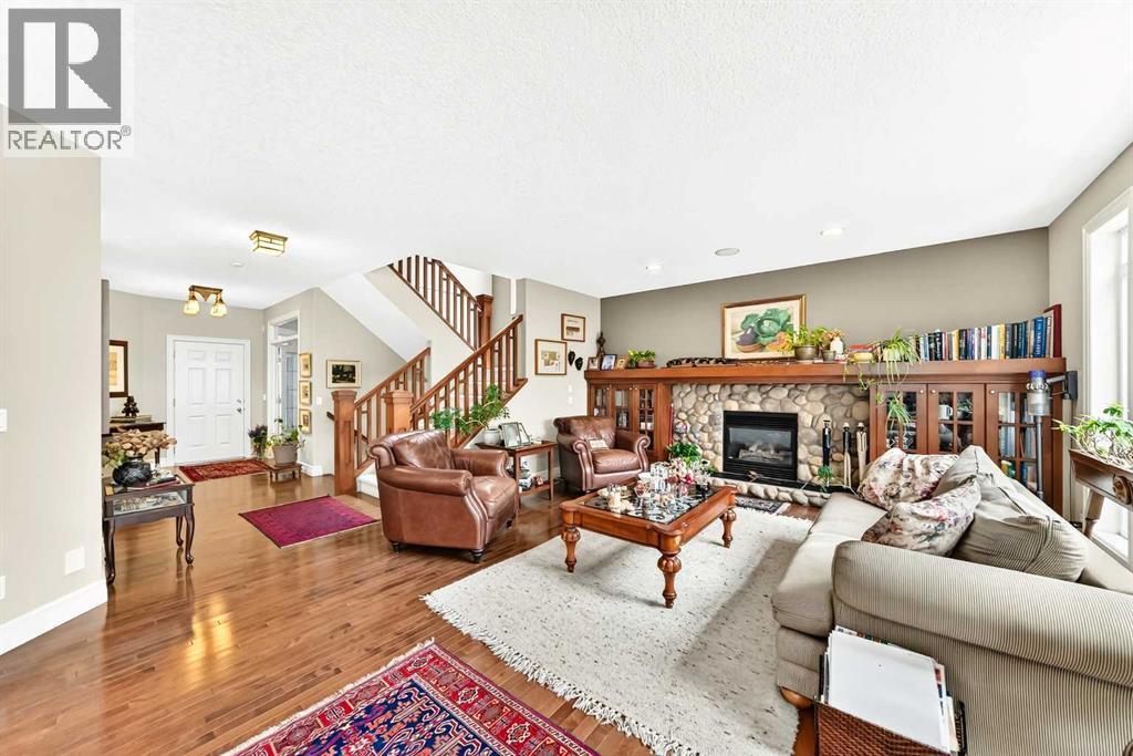 1748 Hidden Creek Way NW, Calgary, Alberta  T3A 6H5 - Photo 13 - A2322225