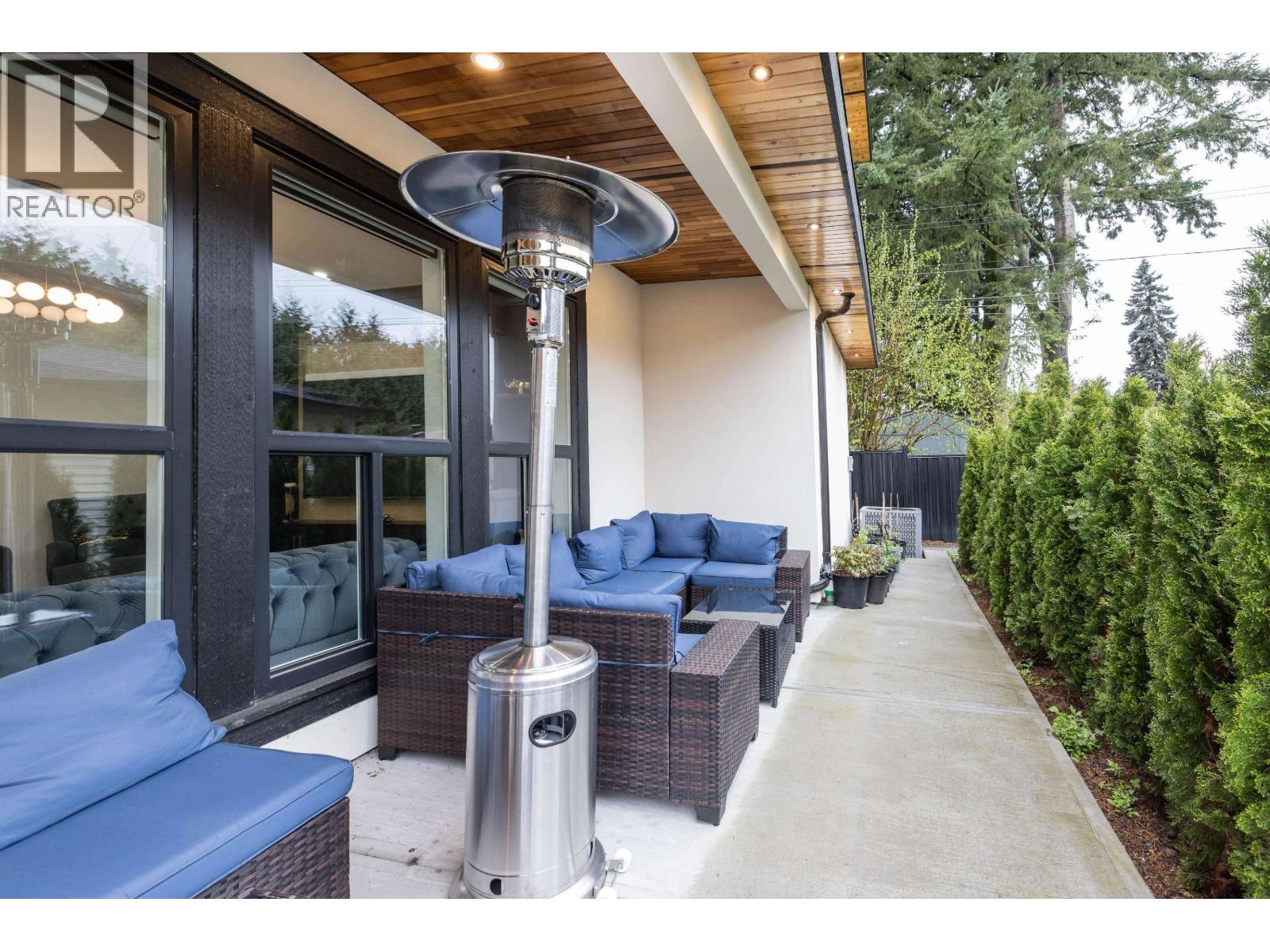 1421 BARBERRY DRIVE