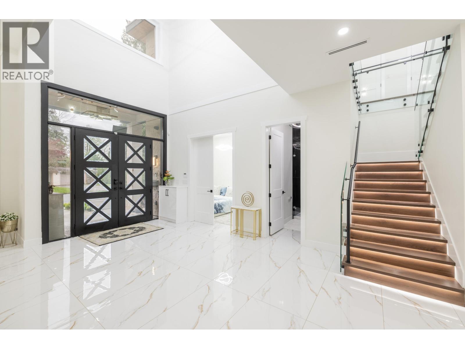 1421 BARBERRY DRIVE