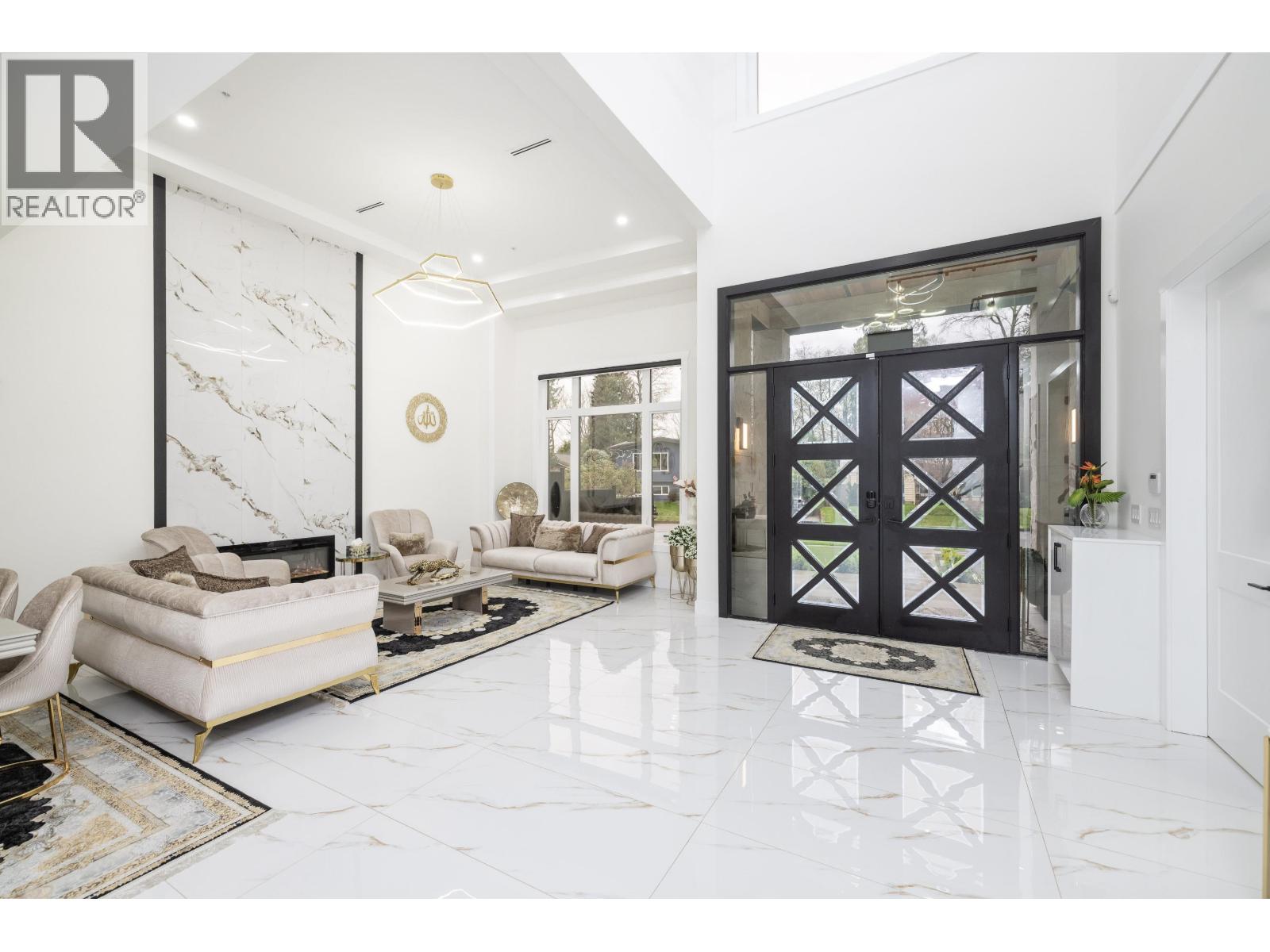 1421 BARBERRY DRIVE