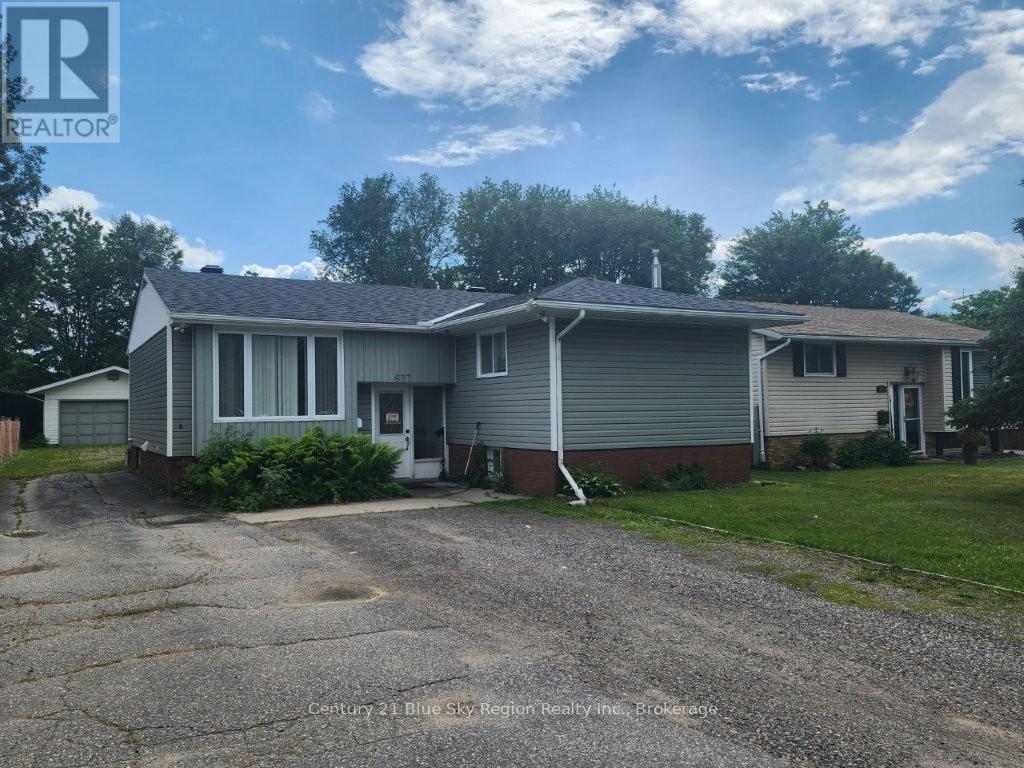 677 Tackaberry Drive, North Bay, Ontario  P1B 8R1 - Photo 2 - X13475650
