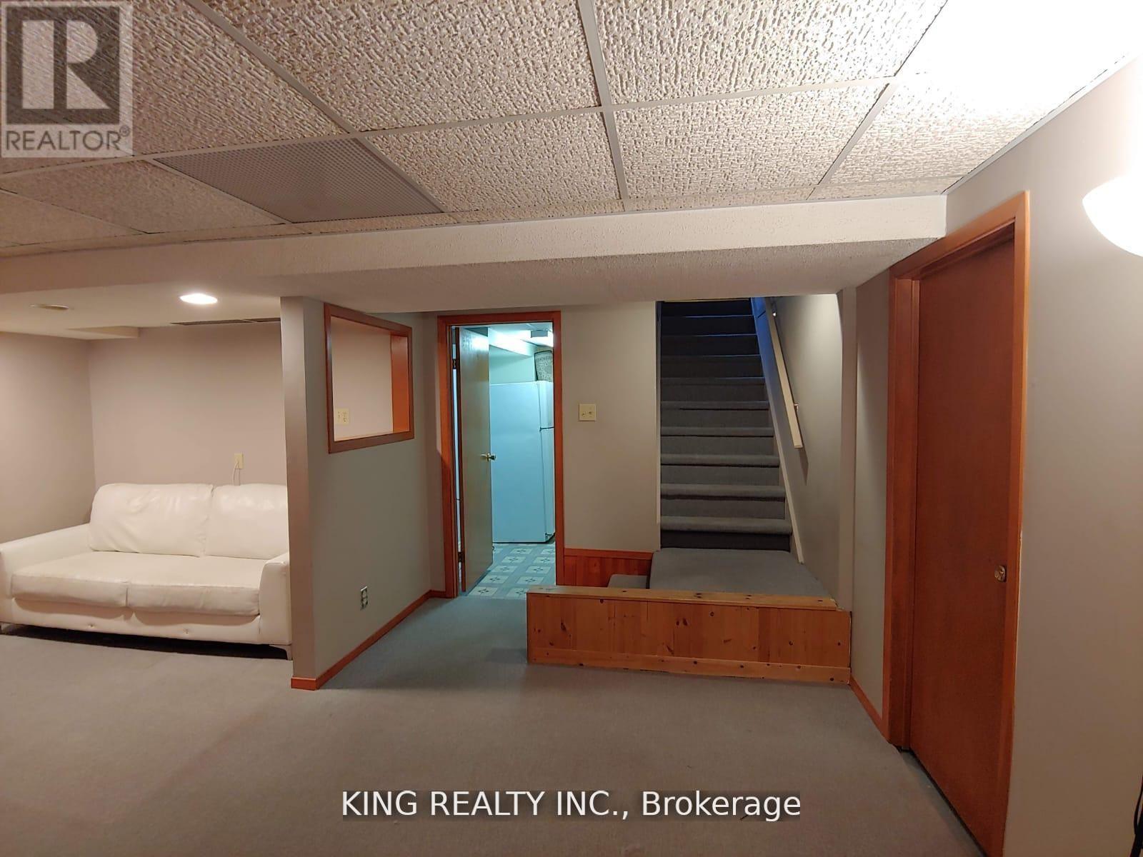 16 Wimbledon Court, Brampton, Ontario  L6V 2S4 - Photo 34 - W13475656