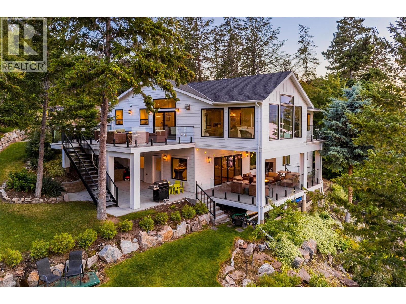 275 Swick Road, Kelowna, British Columbia V1W 4J5 - Photo 2 - 10391599