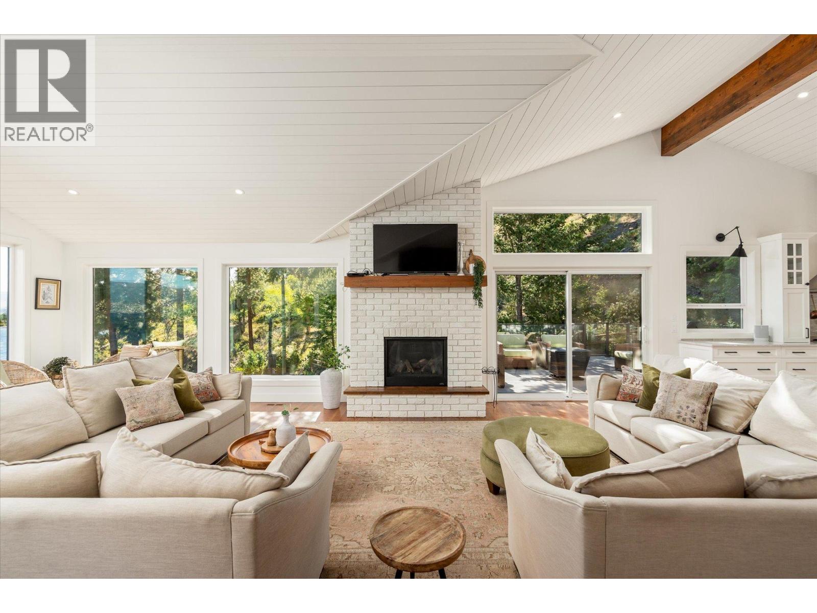 275 Swick Road, Kelowna, British Columbia V1W 4J5 - Photo 8 - 10391599