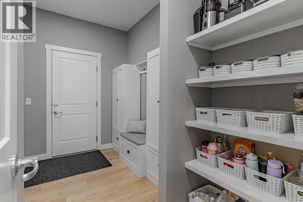 158 Creekstone Passage SW, Calgary, Alberta  T2X 4R3 - Photo 6 - A2323257