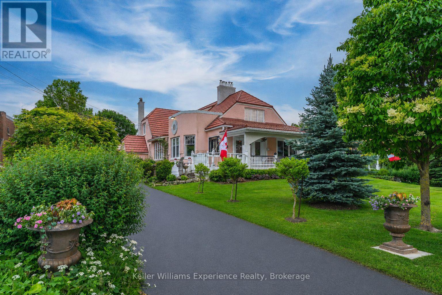 85 10th Street, Hanover, Ontario  N4N 1M9 - Photo 1 - X13474806