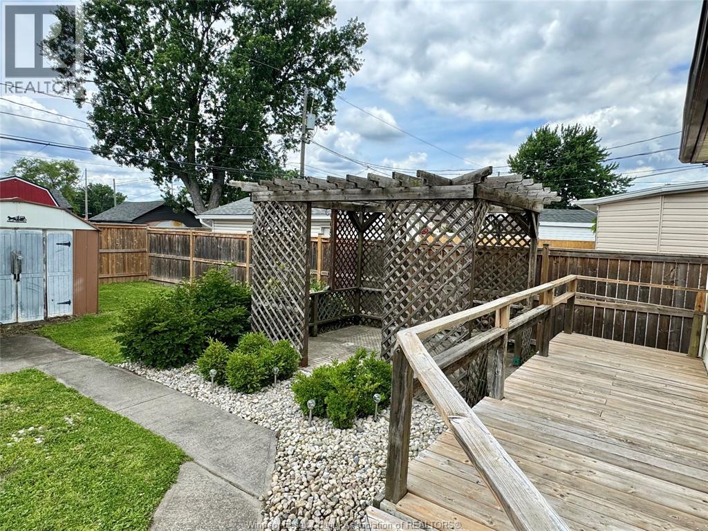 2163 Wellesley Avenue, Windsor, Ontario  N8W 2E8 - Photo 35 - 26014824