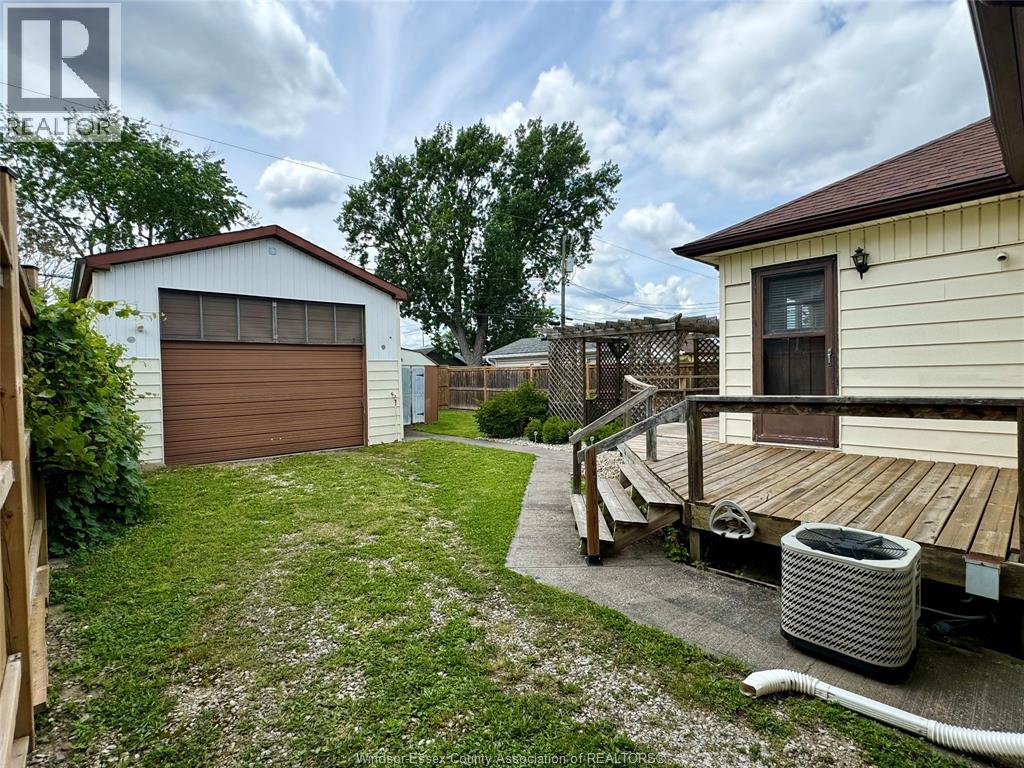 2163 Wellesley Avenue, Windsor, Ontario  N8W 2E8 - Photo 30 - 26014824
