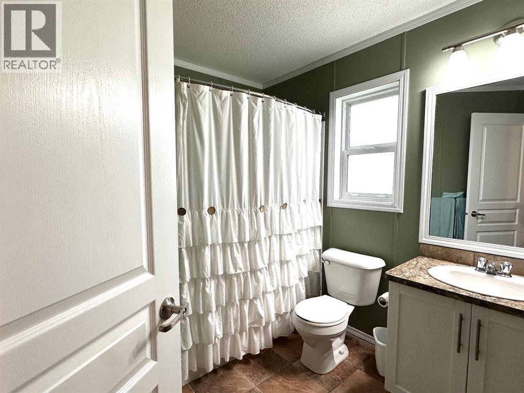 404&412 3 Avenue, Bruce, Alberta T0B 0R0 - Photo 19 - A2316158
