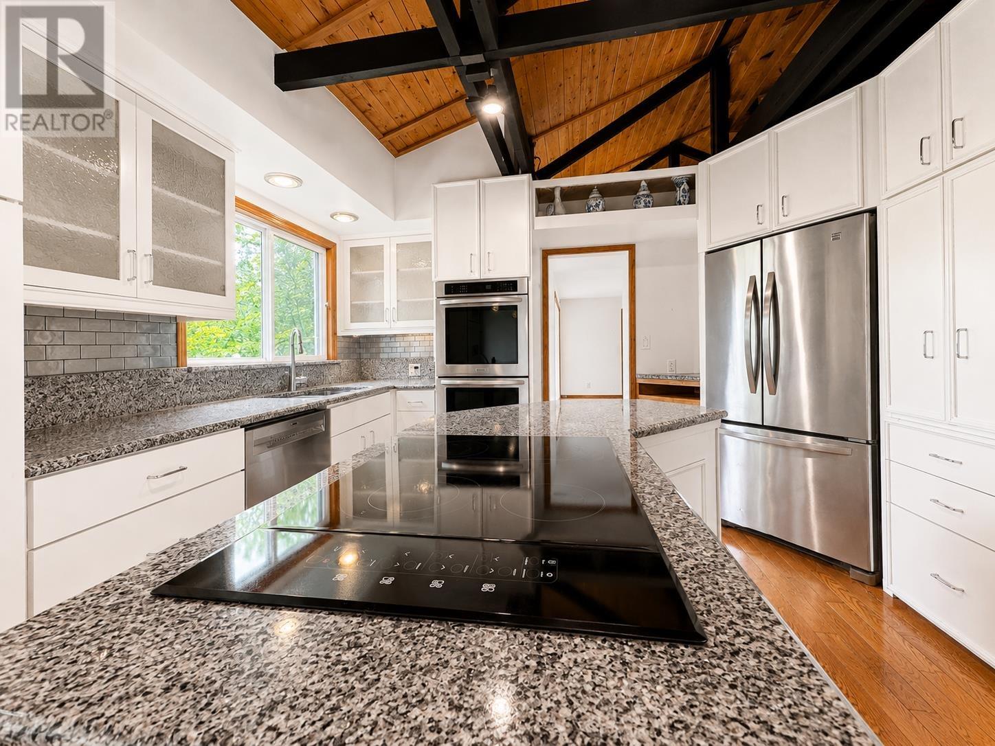 419 Macdonald Ave, Sault Ste. Marie, Ontario  P6B 1H8 - Photo 10 - SM261485