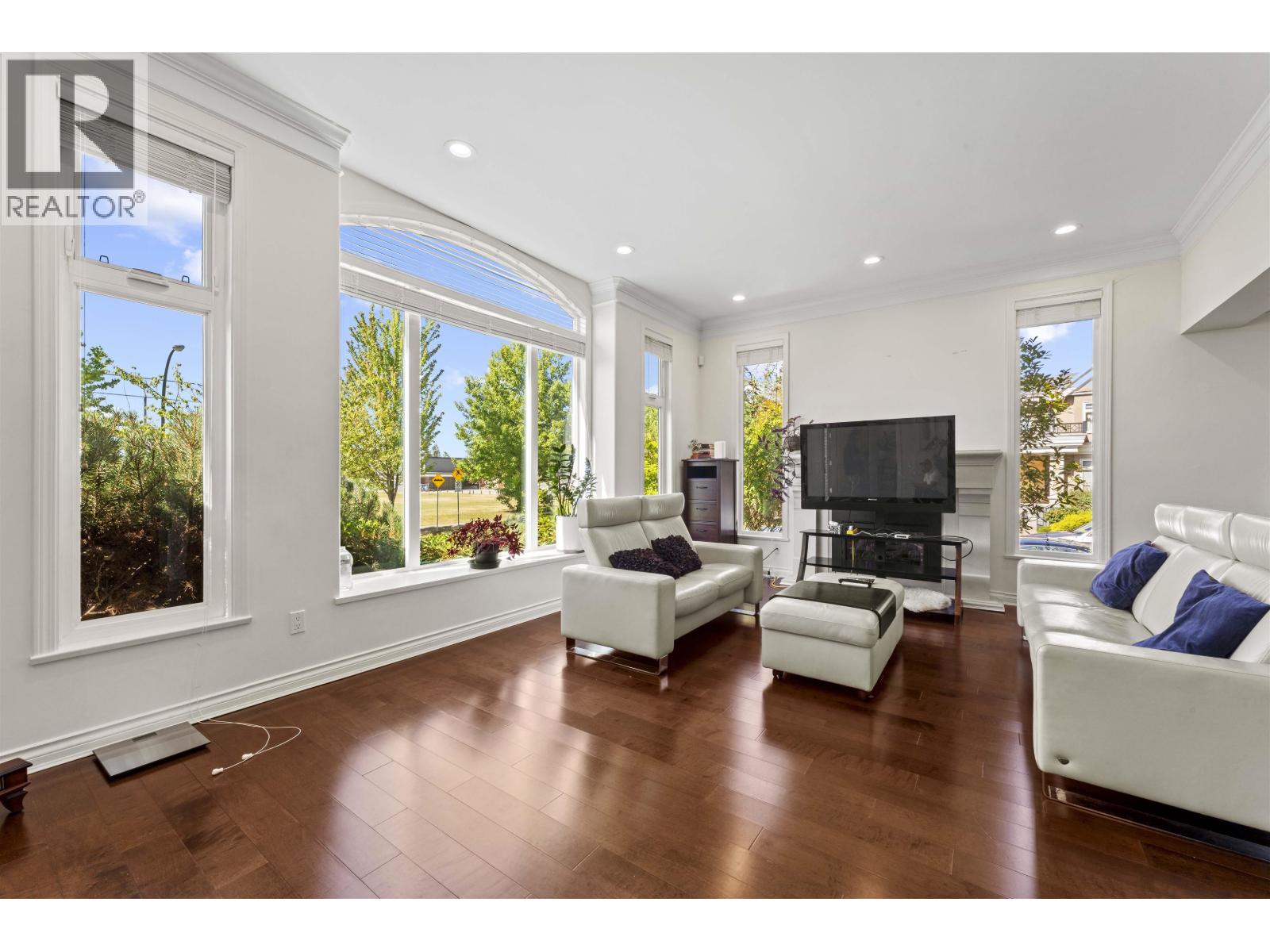 1199 W 43rd Avenue, Vancouver, British Columbia  V6M 2B8 - Photo 2 - R3138397