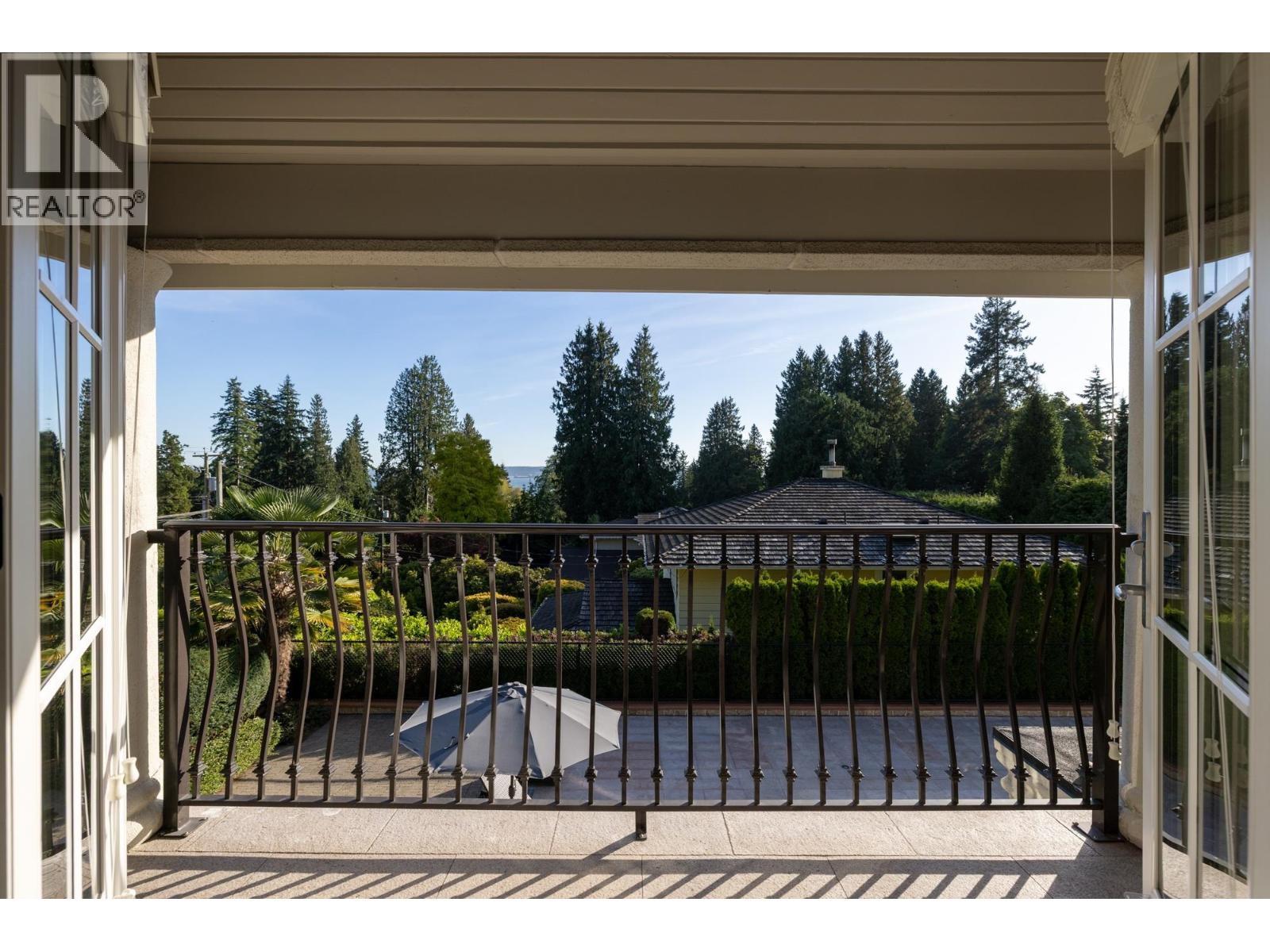 2912 Mathers Avenue, West Vancouver, British Columbia  V7V 2K1 - Photo 28 - R3138433