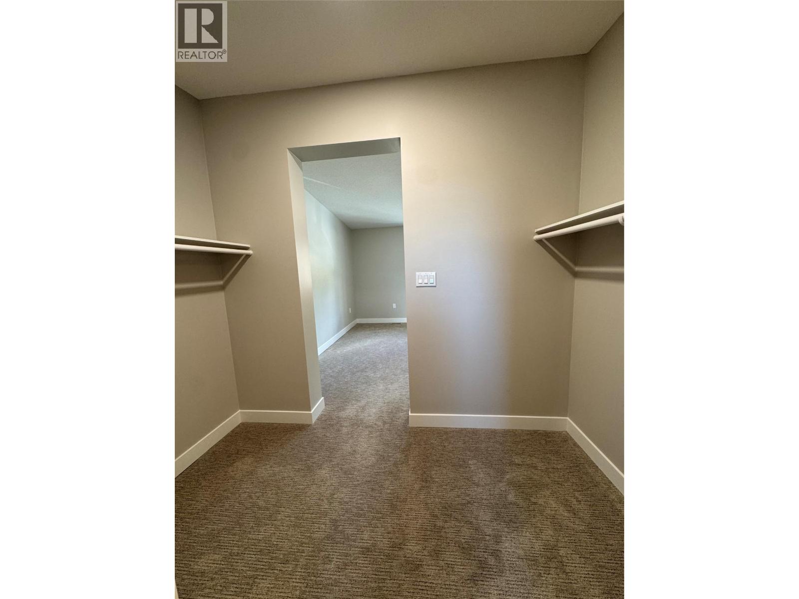 Listing image 26
