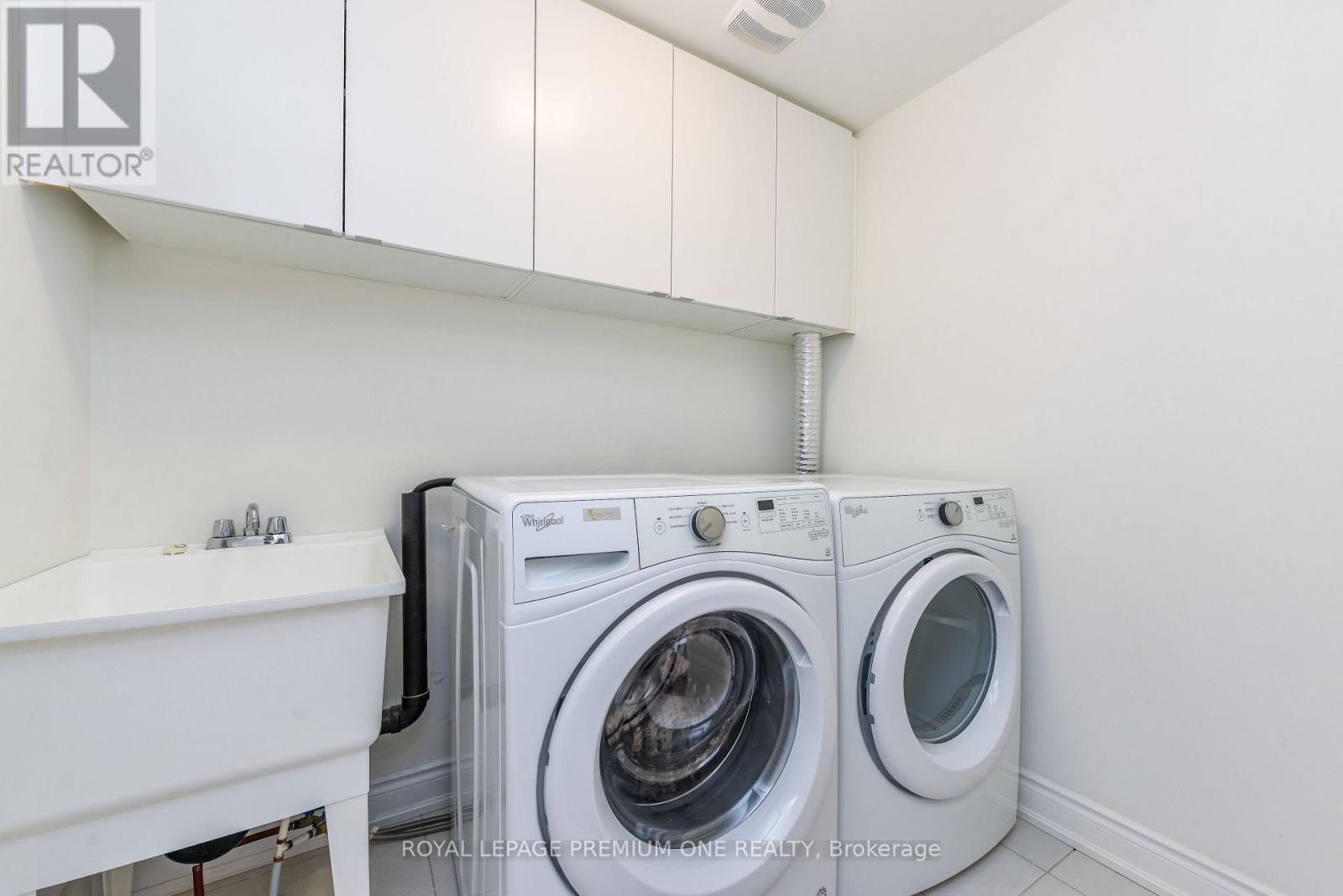33 Salvador Allende Court, Toronto, Ontario  M6G 0A3 - Photo 20 - C13240408