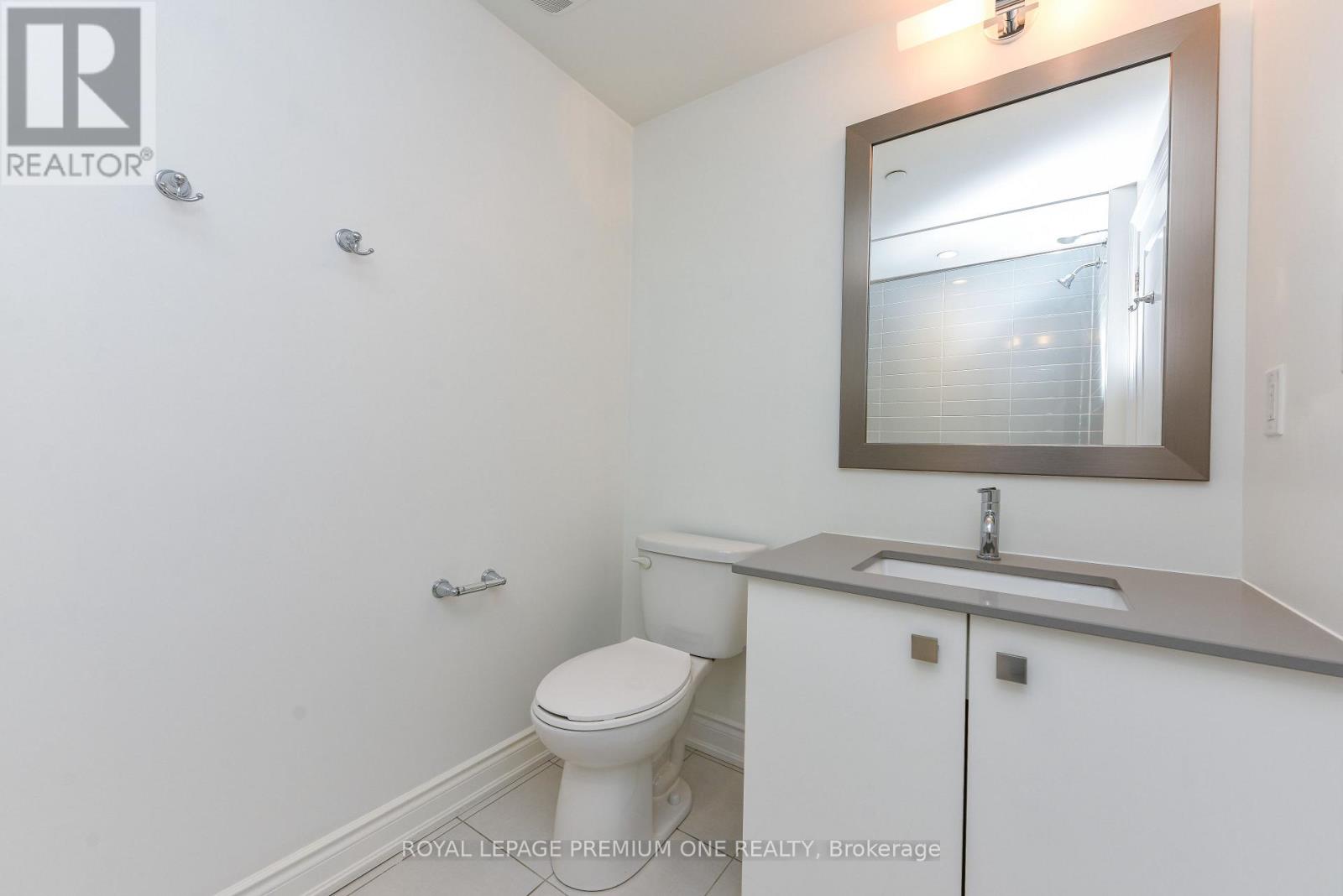 33 Salvador Allende Court, Toronto, Ontario  M6G 0A3 - Photo 28 - C13240408