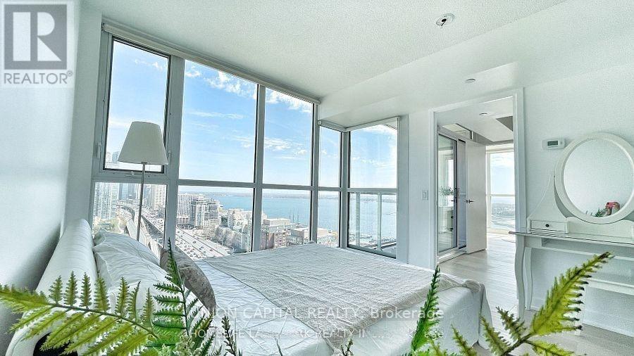 2706 - 75 Queens Wharf Road, Toronto, Ontario  M5V 0J8 - Photo 5 - C13466074