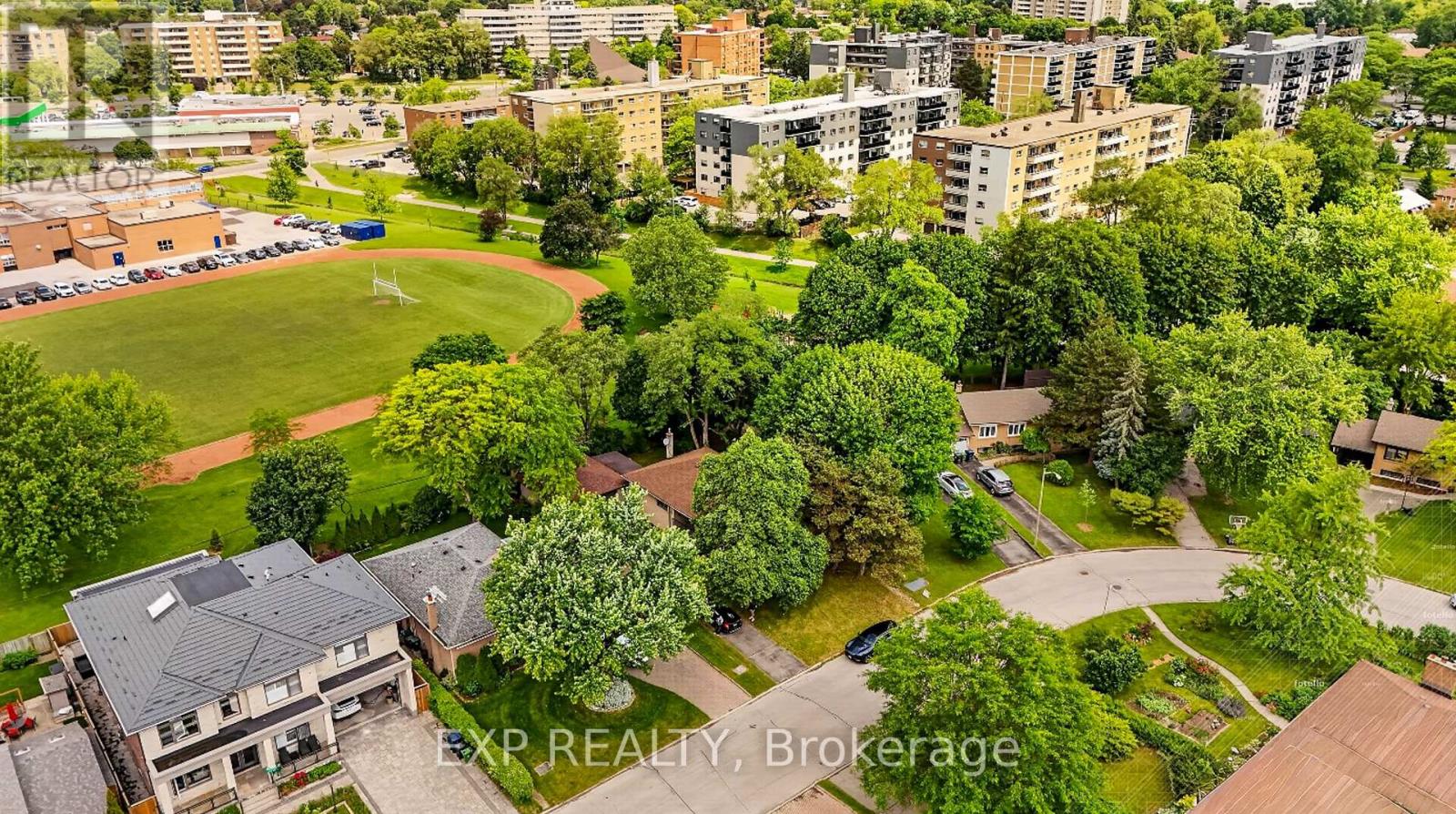 39 Treadgold Crescent, Toronto, Ontario M3A 1X1 - Photo 29 - C13472548
