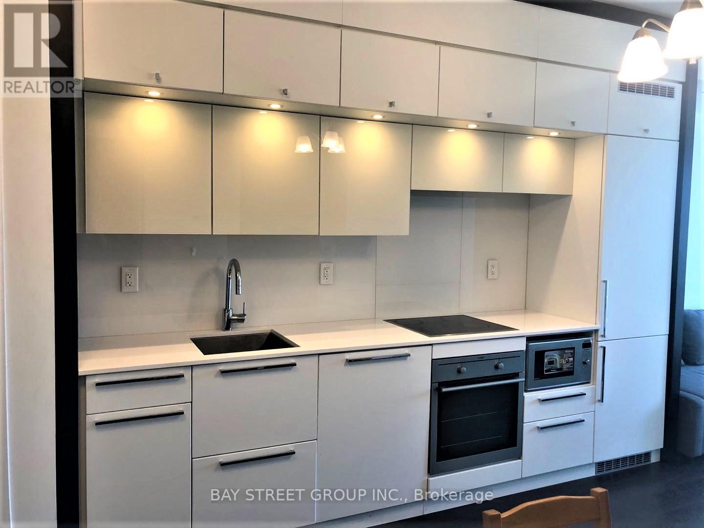 2511 - 15 Grenville Street, Toronto, Ontario  M4Y 1A1 - Photo 3 - C13472602