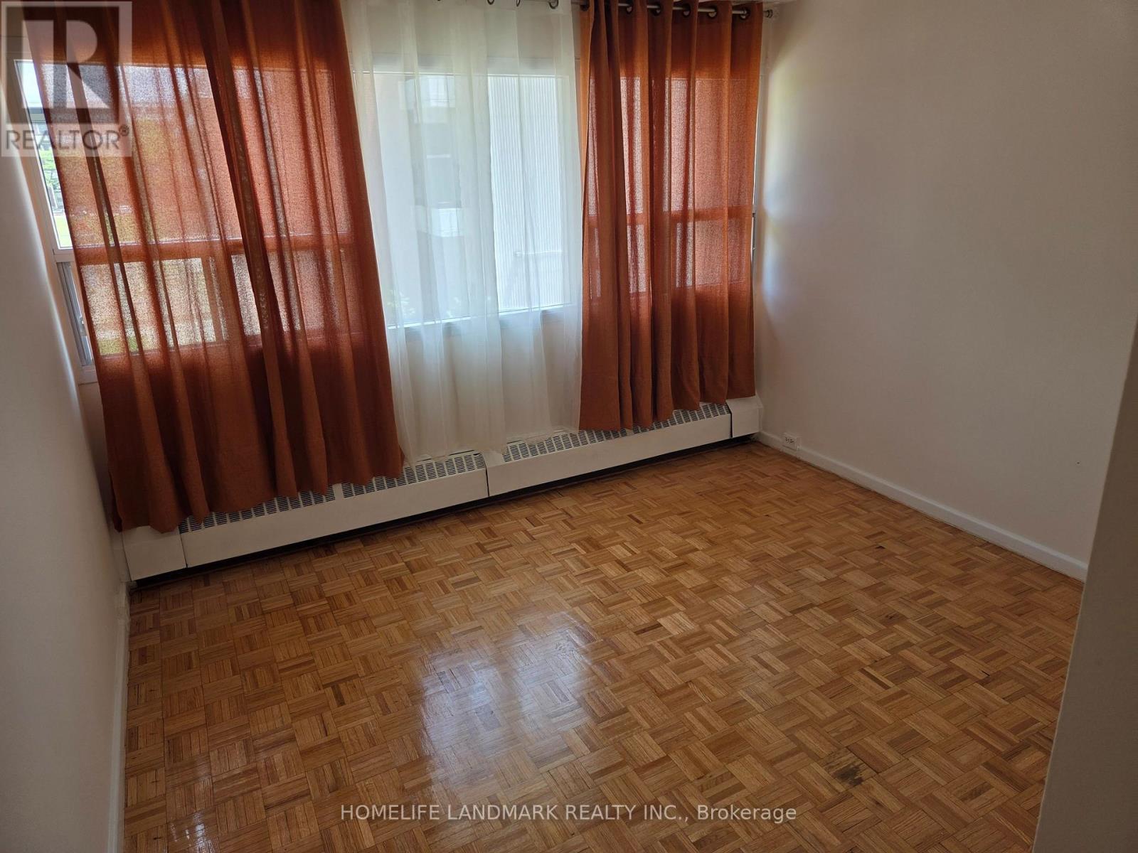 301 - 100 Leeward Glenway, Toronto, Ontario M3C 2Z1 - Photo 14 - C13472670