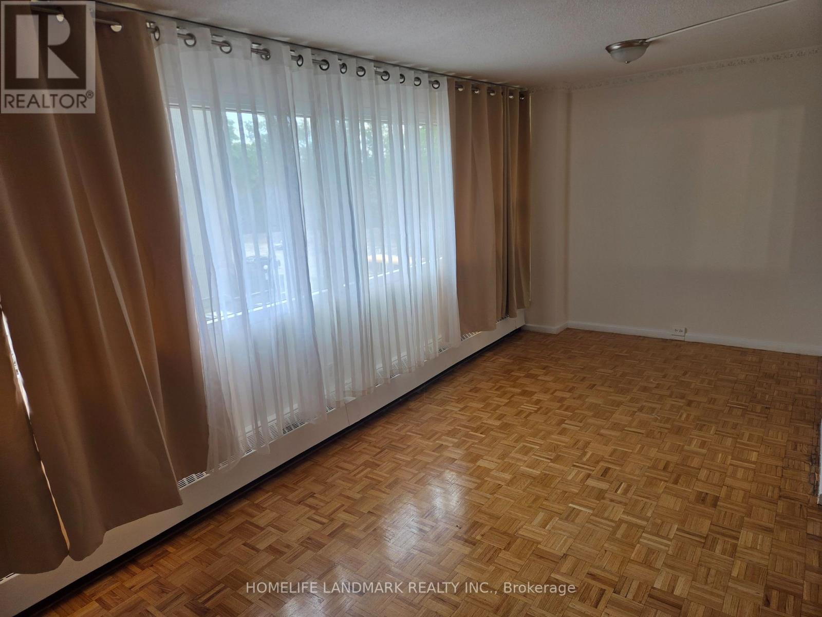 301 - 100 Leeward Glenway, Toronto, Ontario M3C 2Z1 - Photo 5 - C13472670