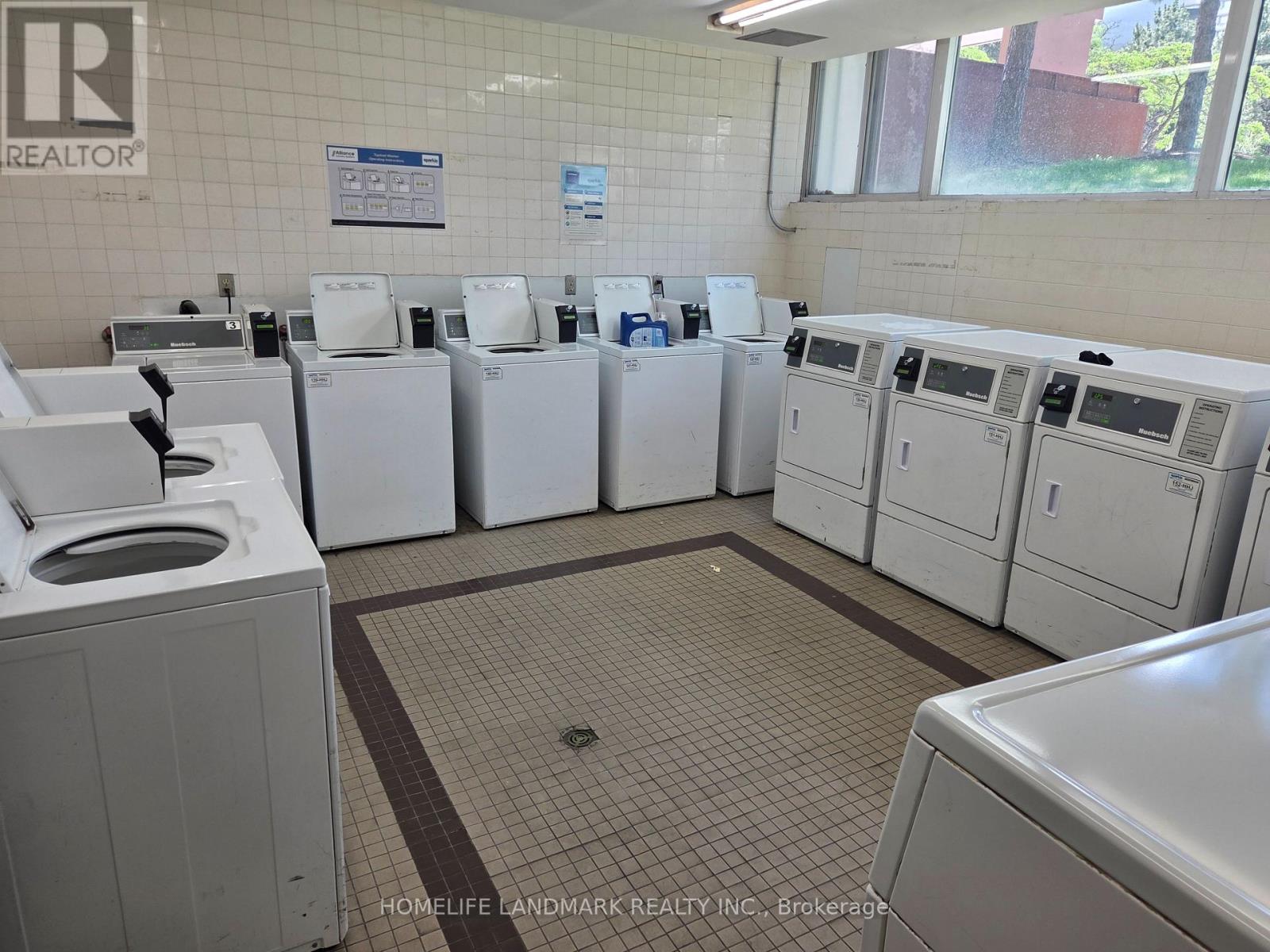 301 - 100 Leeward Glenway, Toronto, Ontario M3C 2Z1 - Photo 29 - C13472670