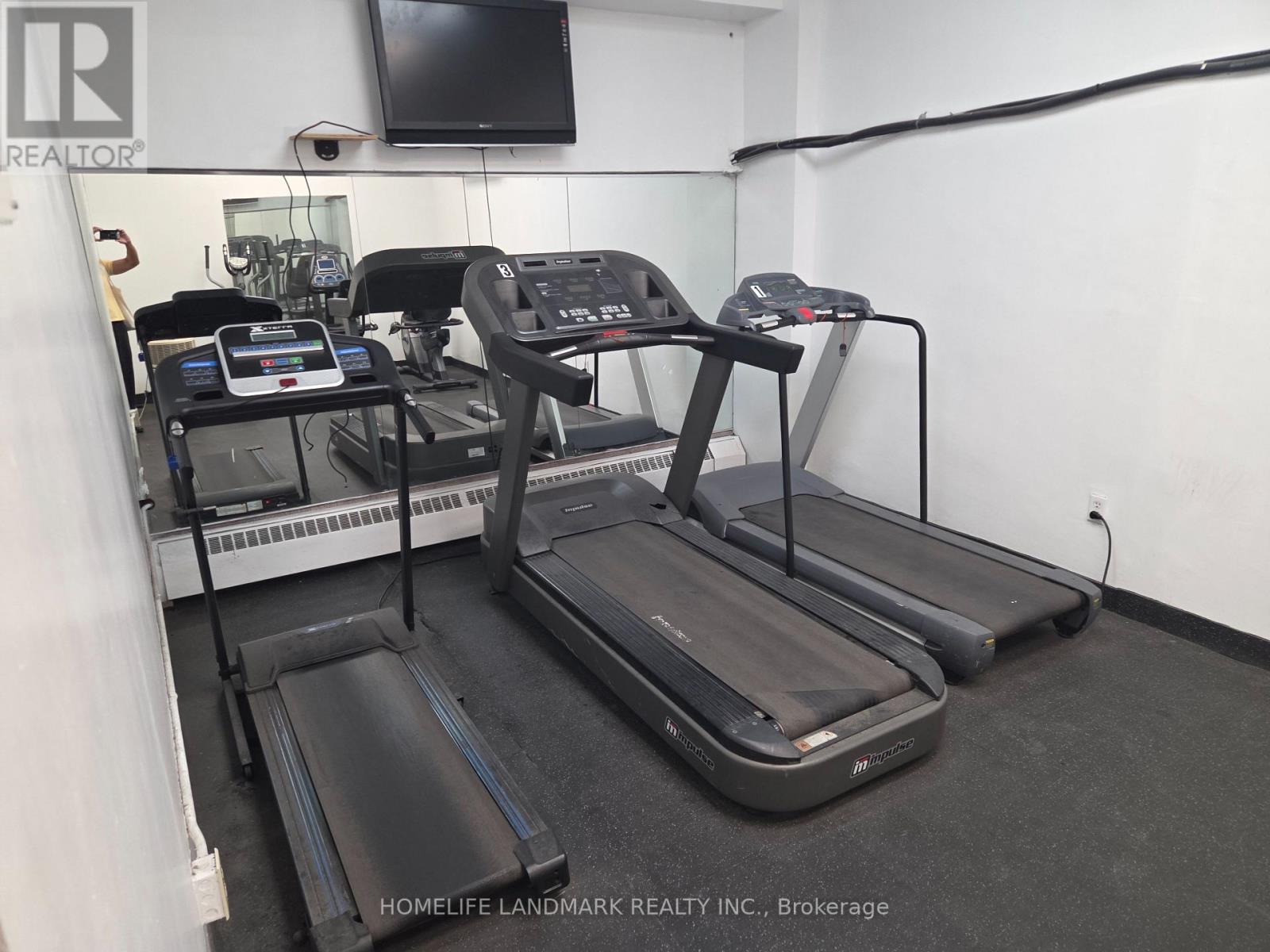 301 - 100 Leeward Glenway, Toronto, Ontario M3C 2Z1 - Photo 30 - C13472670