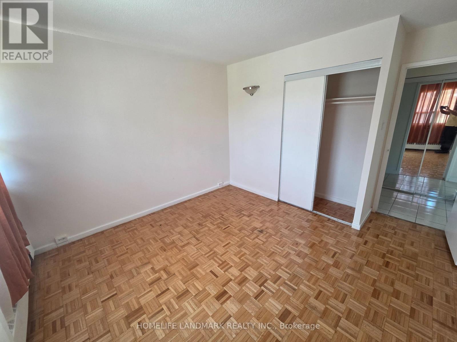301 - 100 Leeward Glenway, Toronto, Ontario M3C 2Z1 - Photo 16 - C13472670