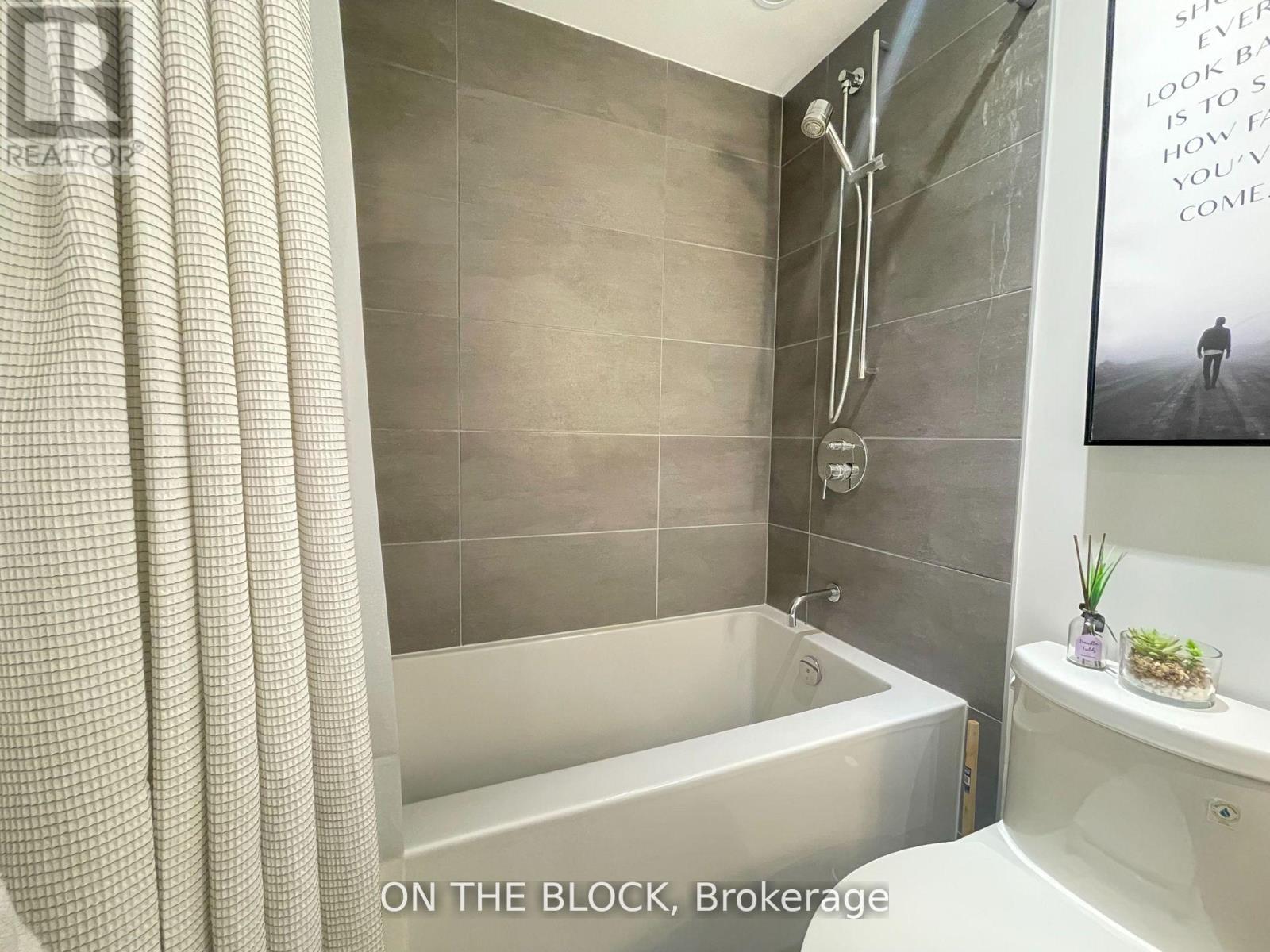 509 - 185 Roehampton Avenue W, Toronto, Ontario  M4P 0C6 - Photo 9 - C13472686