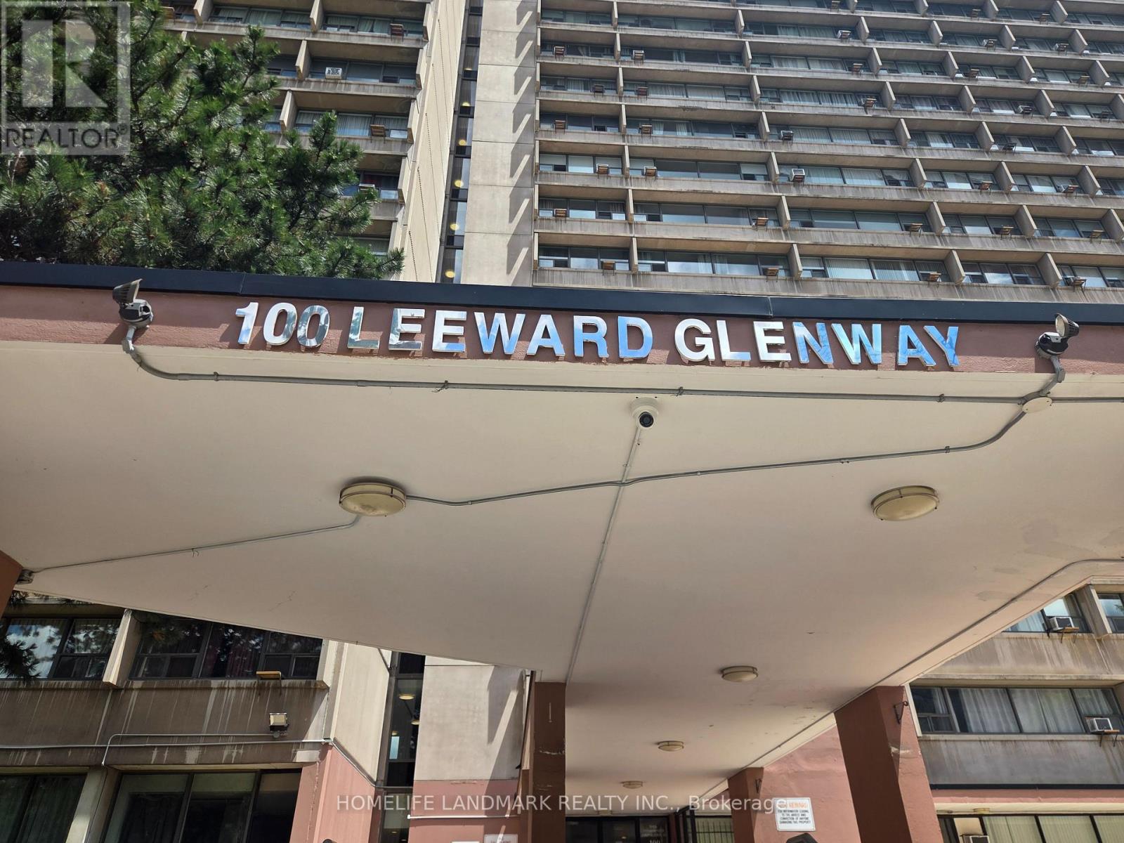301 - 100 Leeward Glenway, Toronto, Ontario M3C 2Z1 - Photo 3 - C13472670