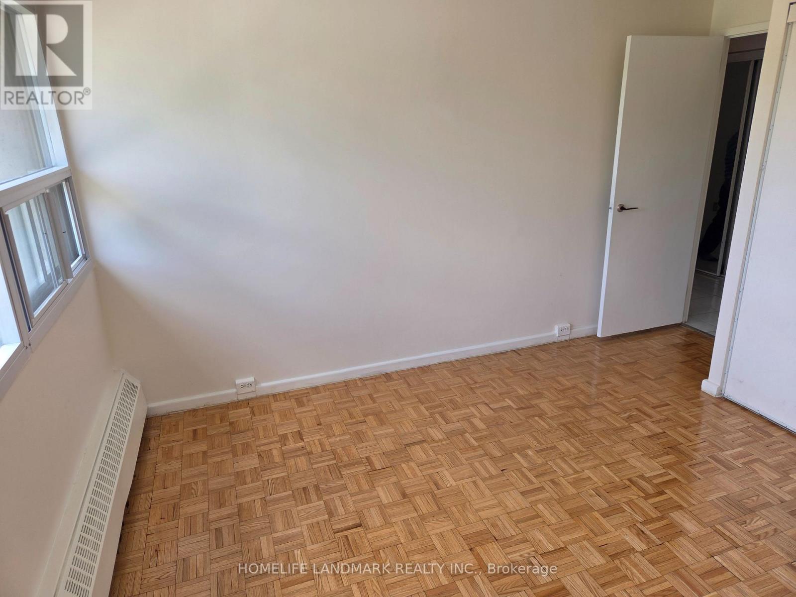 301 - 100 Leeward Glenway, Toronto, Ontario M3C 2Z1 - Photo 19 - C13472670