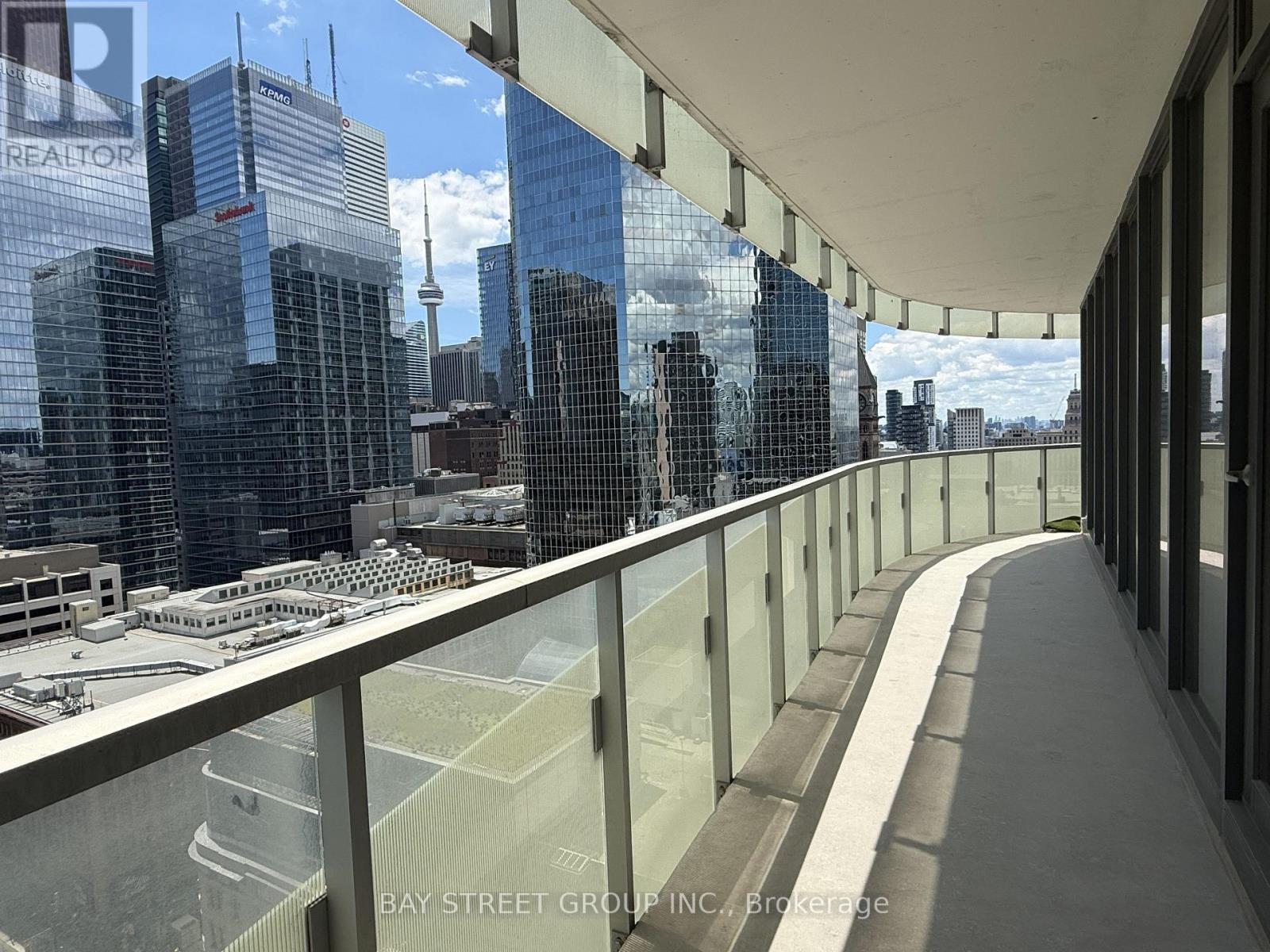 1709 - 197 Yonge Street, Toronto, Ontario  M5B 1M4 - Photo 2 - C13472736