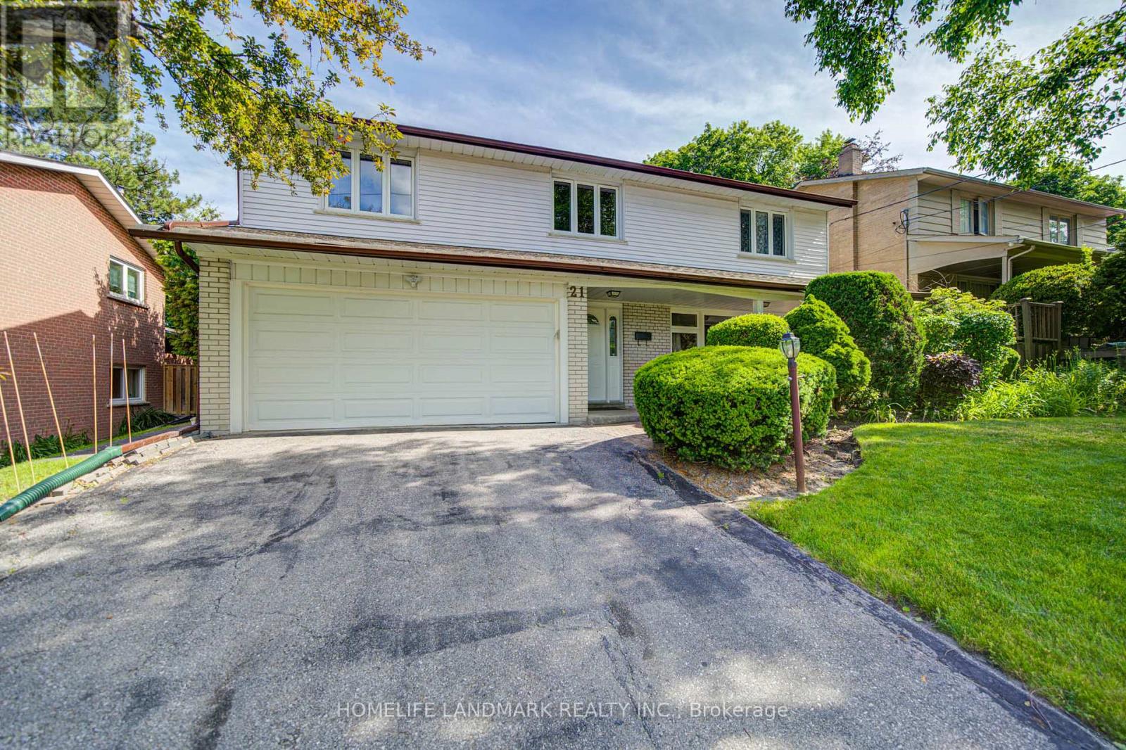 21 Colonnade Road, Toronto, Ontario  M2K 2L6 - Photo 3 - C13472718