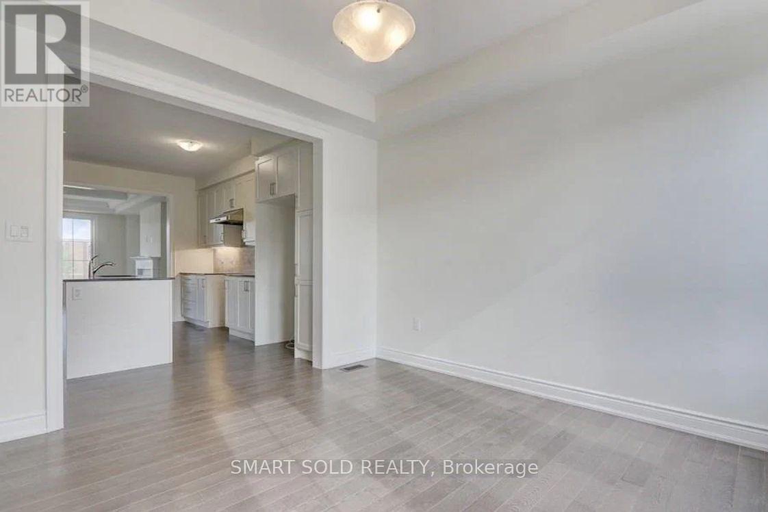 81 William Durie Way, Toronto, Ontario M2R 2N2 - Photo 3 - C13472776