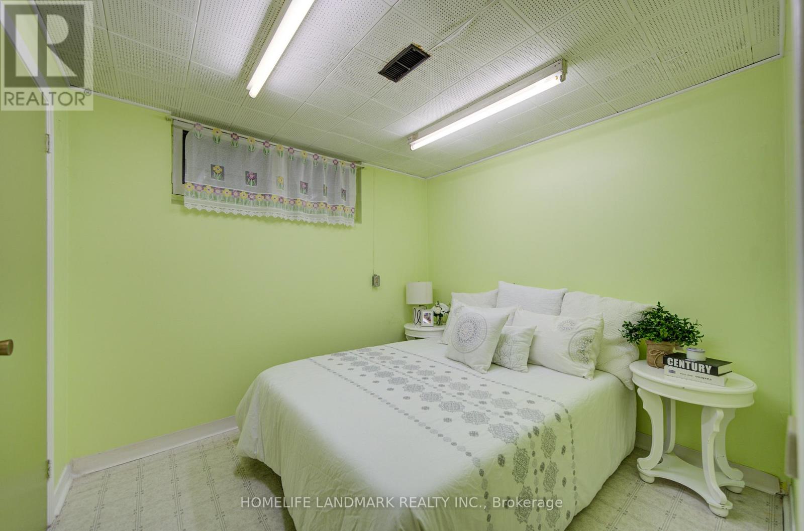 21 Colonnade Road, Toronto, Ontario  M2K 2L6 - Photo 45 - C13472718