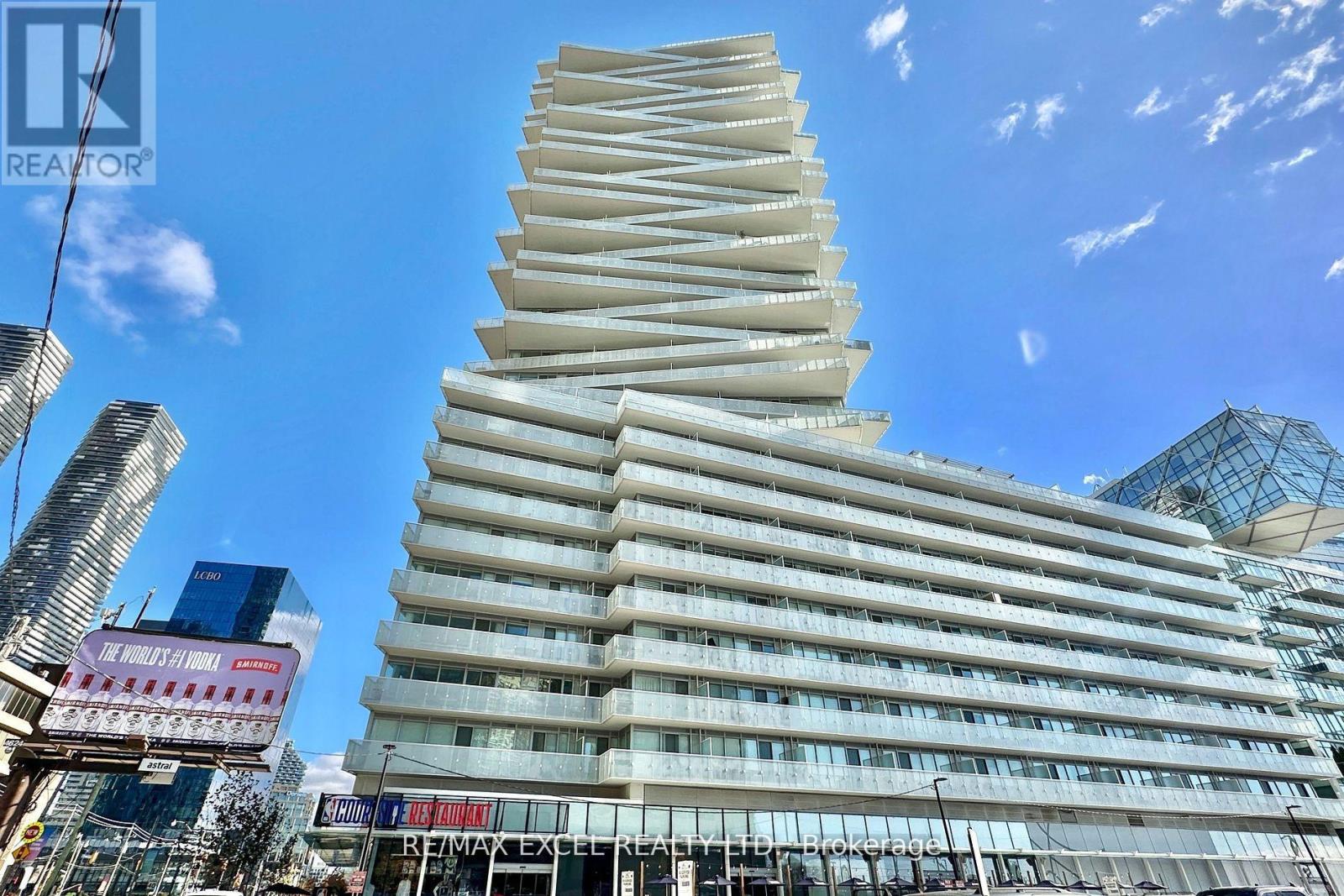 3101 - 15 Queens Quay E, Toronto, Ontario  M5E 0C5 - Photo 3 - C13472834