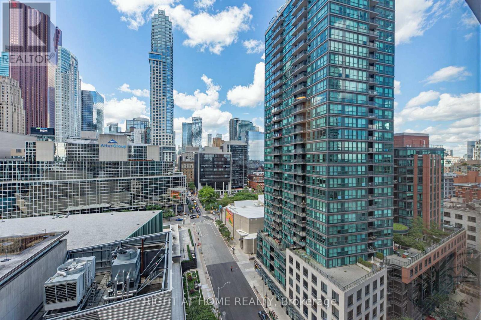 1505 - 25 The Esplanade, Toronto, Ontario  M5E 1W5 - Photo 30 - C13472792