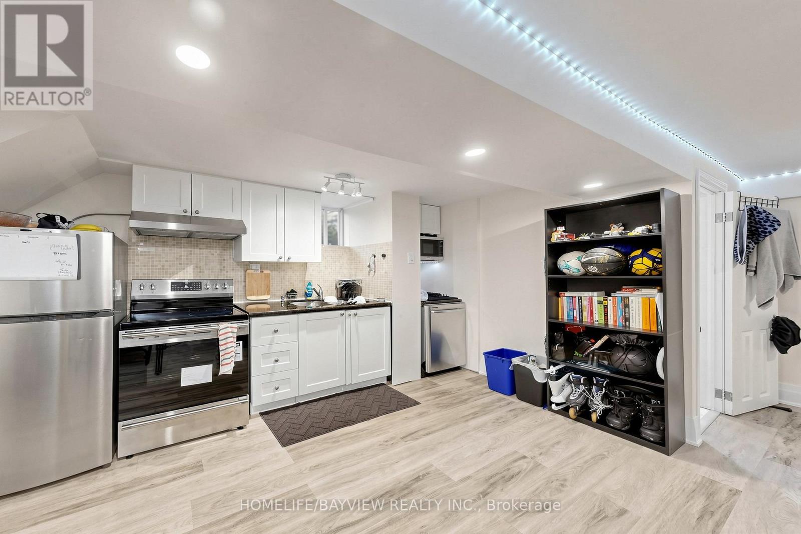 27 Bedle Avenue, Toronto, Ontario  M2H 1K7 - Photo 33 - C13471056