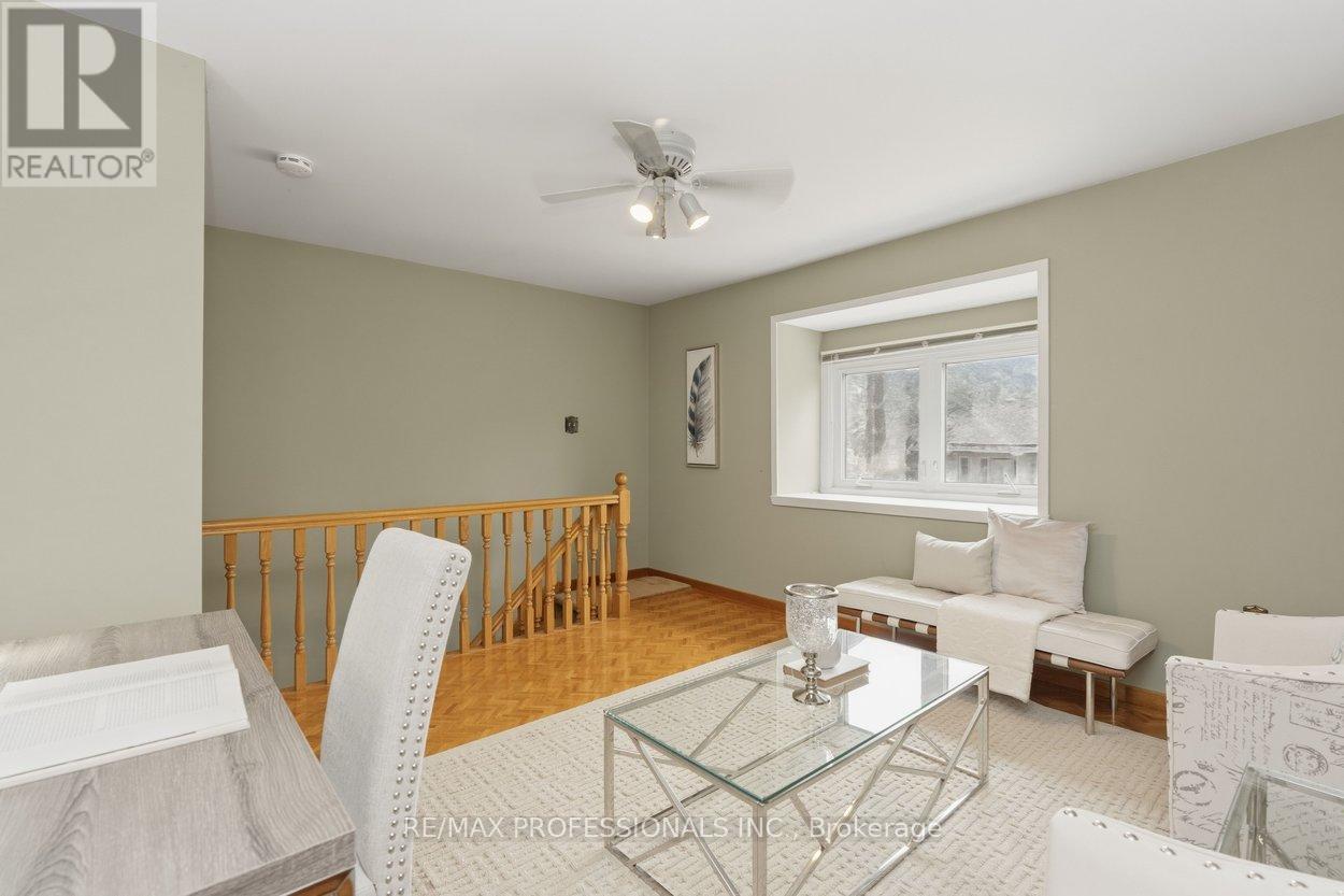 107 Borden Street, Toronto, Ontario  M5S 2N2 - Photo 19 - C13472950